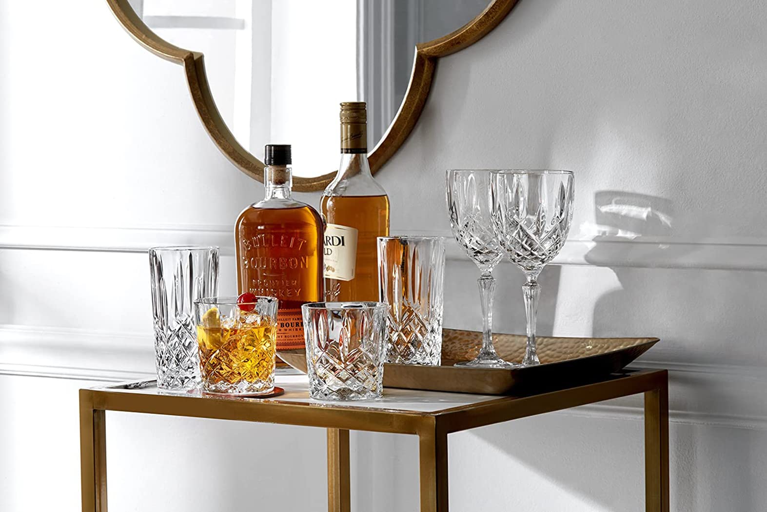 Marquis by Waterford Personalized Markham Square Crystal Decanter Set - 32oz Engraved Whiskey Decanter with 2 Matching DOF Rocks Glasses for Scotch, Bourbon & Rye | Luxury Home Bar Accessories & Gift for Whiskey Lovers