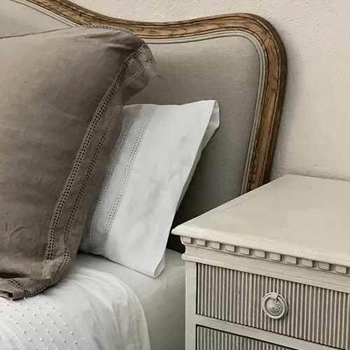 Baron Upholstered Queen Headboard - Elegant Bedroom Decor for Modern Homes | Perfect for Master Bedrooms & Guest Rooms