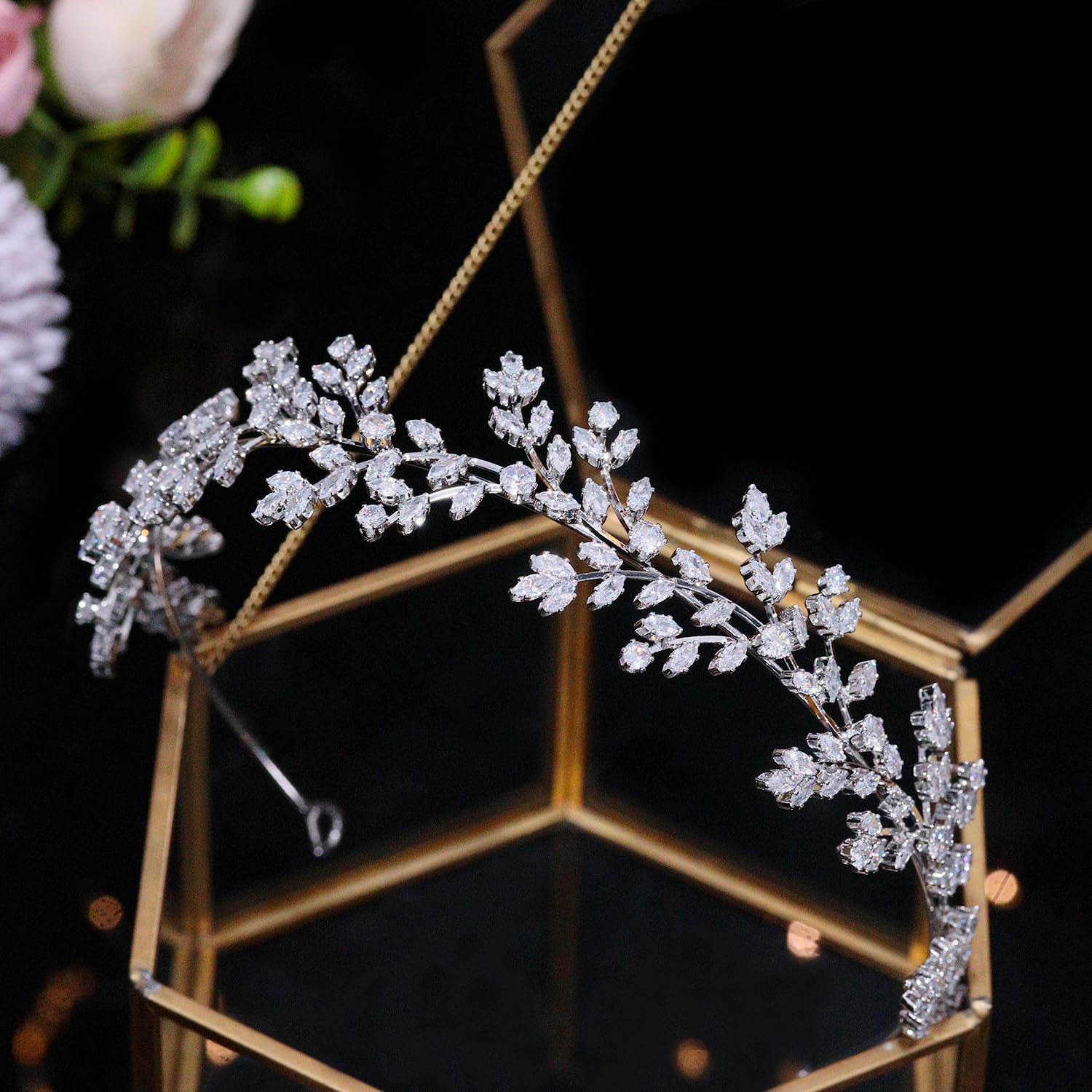 Jorsnovs Fashion Bridal Headpiece - Elegant Wedding Hair Accessory with Cubic Zirconia for Brides & Women | Perfect for Weddings, Prom, Birthday Gifts & Special Occasions