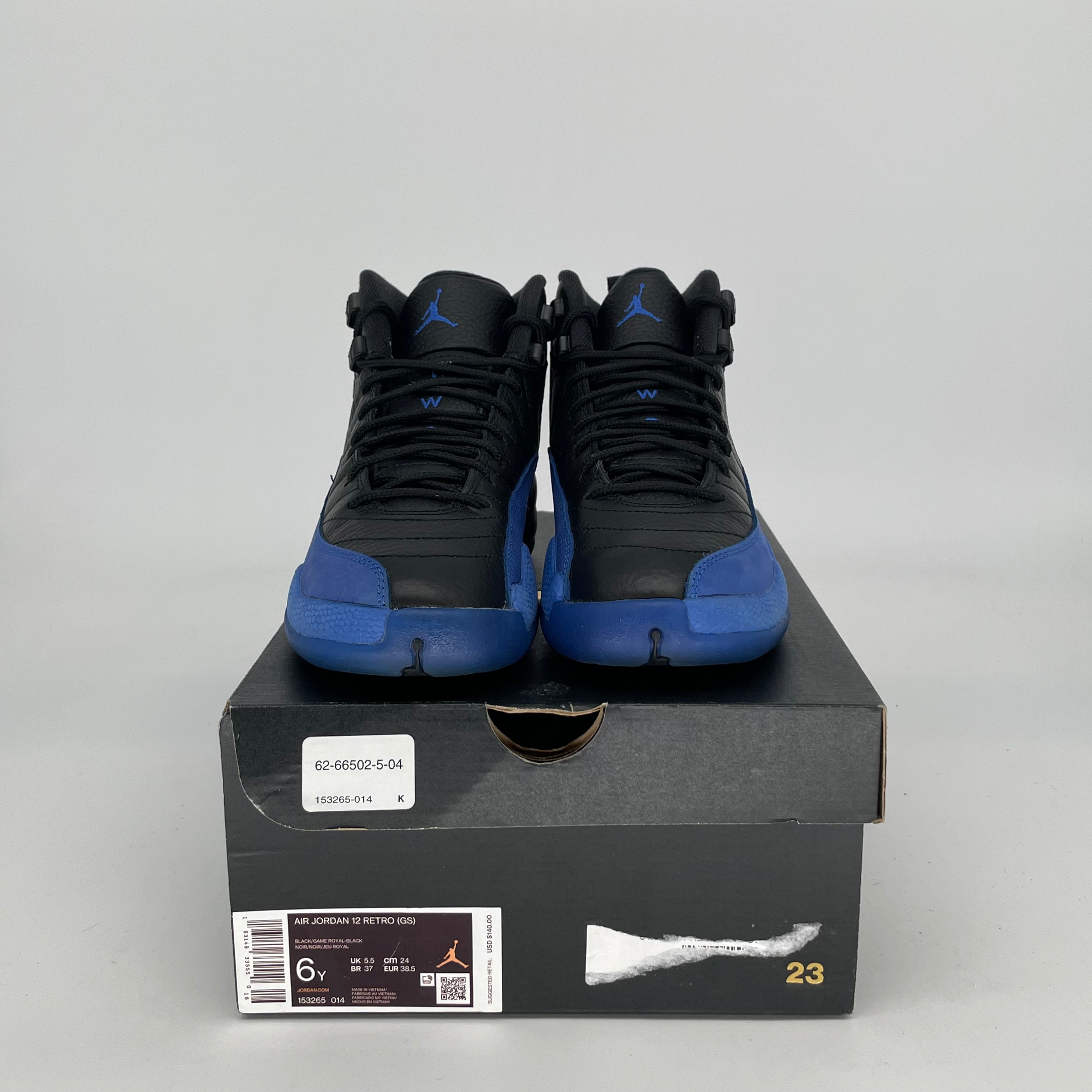 Original Title: AIR JORDAN 12 BLACK GAME ROYAL SIZE 6/7.5W 153265 014   Optimized Title: **Air Jordan 12 Retro 'Black Game Royal' Basketball Shoes - Women's Size 6/7.5W (Style 153265-014) - Perfect for Casual Wear & Street Fashion**