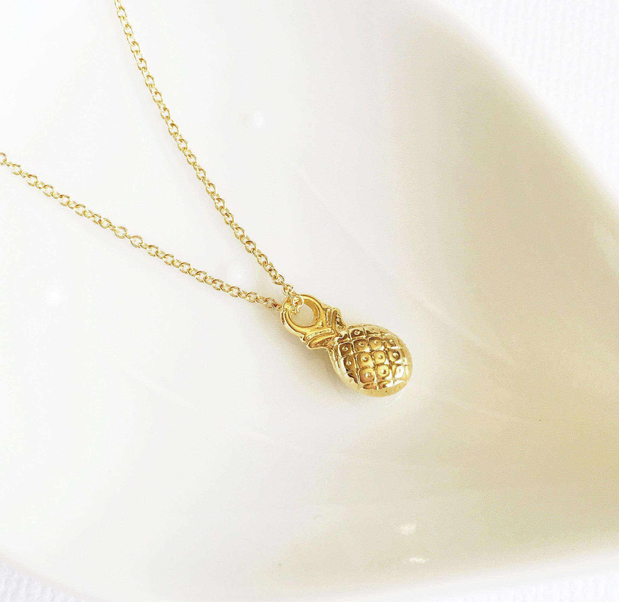 Lili Pineapple Necklace (N215) - Elegant Gold Pendant for Women, Perfect for Casual Wear & Special Occasions