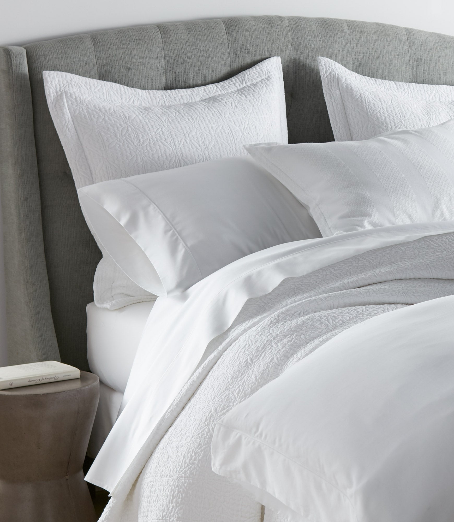Olivia Matelassé Coverlet - Luxury Quilted Bedspread for Queen Size Beds | Soft & Breathable Bedding for Hotels, Guest Rooms & Master Bedrooms