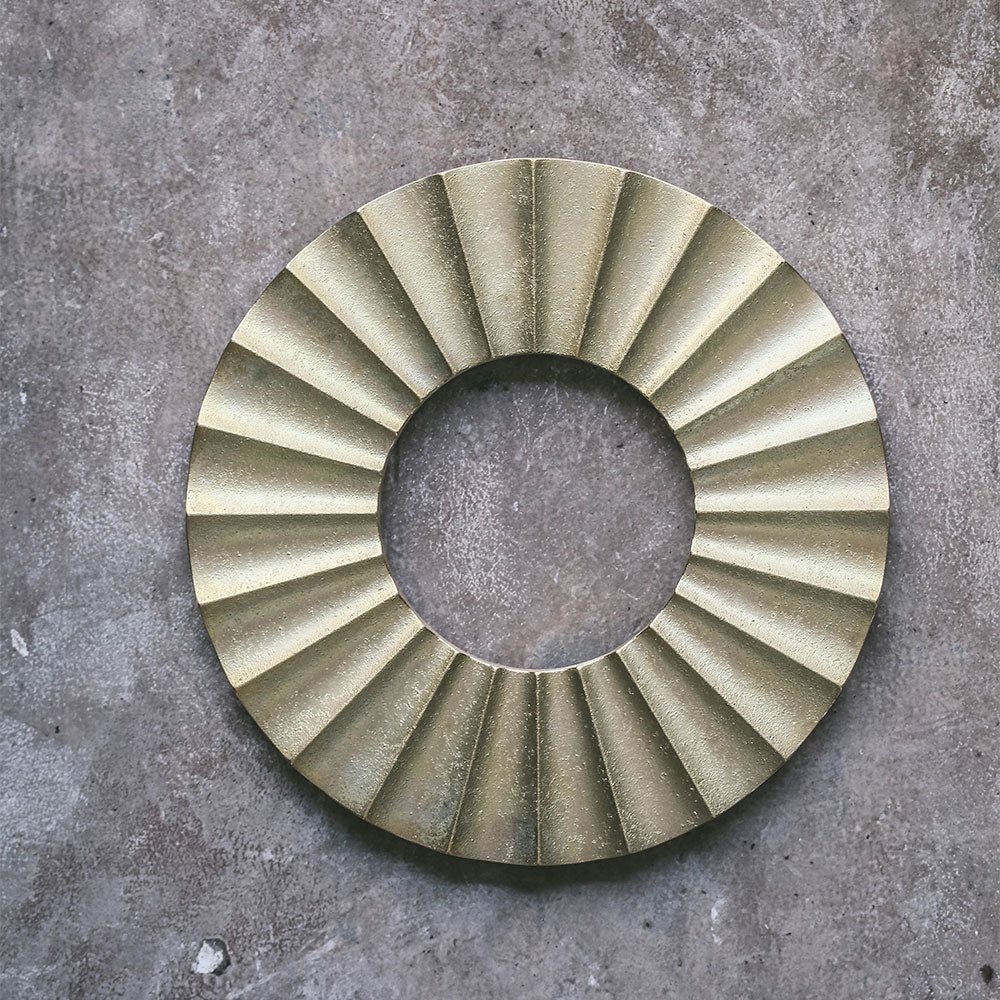 Handmade Brass Trivet with Sun Design - Heat-Resistant Kitchen Decor for Hot Pots & Pans - Perfect for Dining Tables, Countertops & Outdoor Entertaining