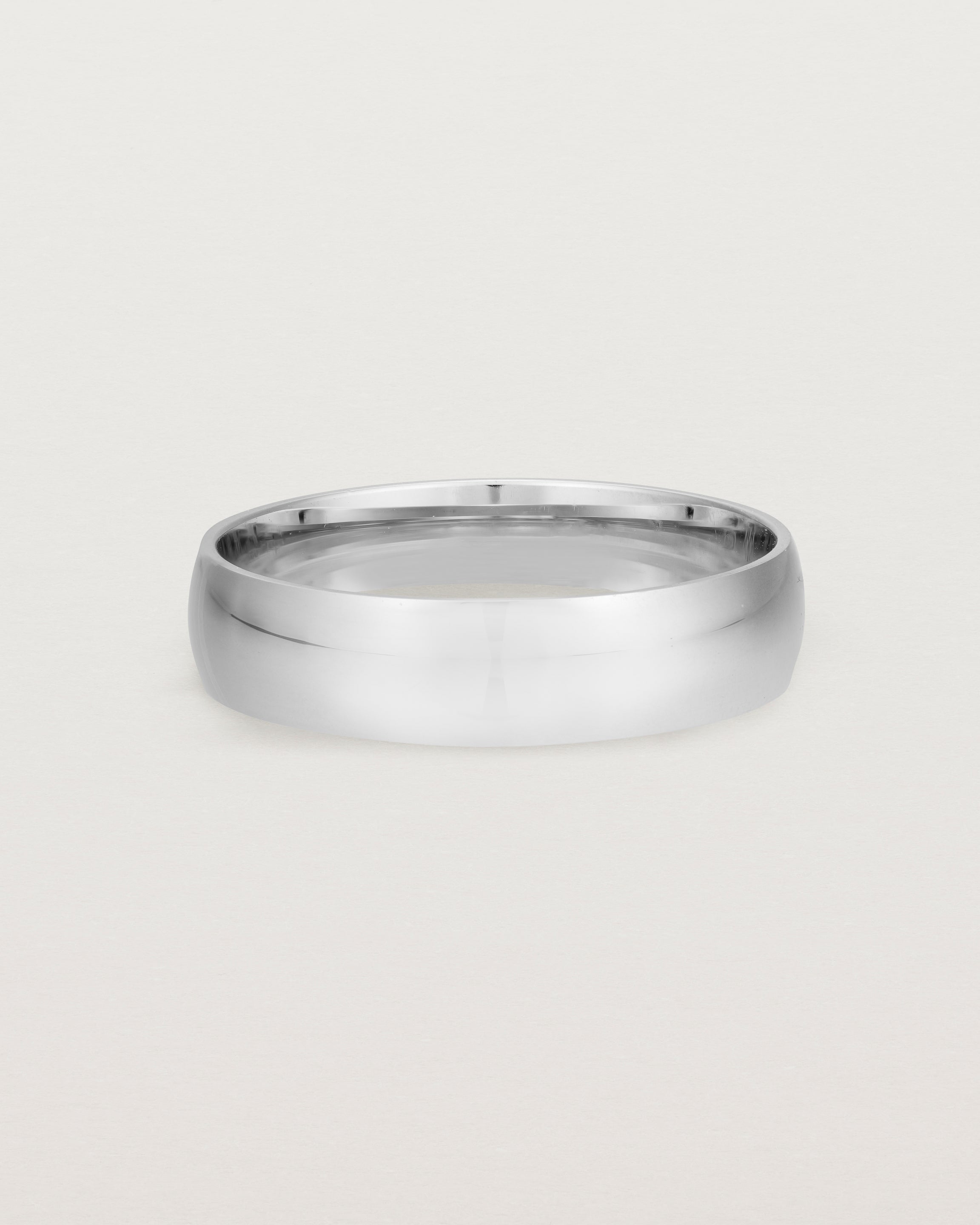 Classic 5mm Wedding Ring for Women & Men - Elegant & Timeless Design for Engagement, Proposal, Anniversary & Special Occasions