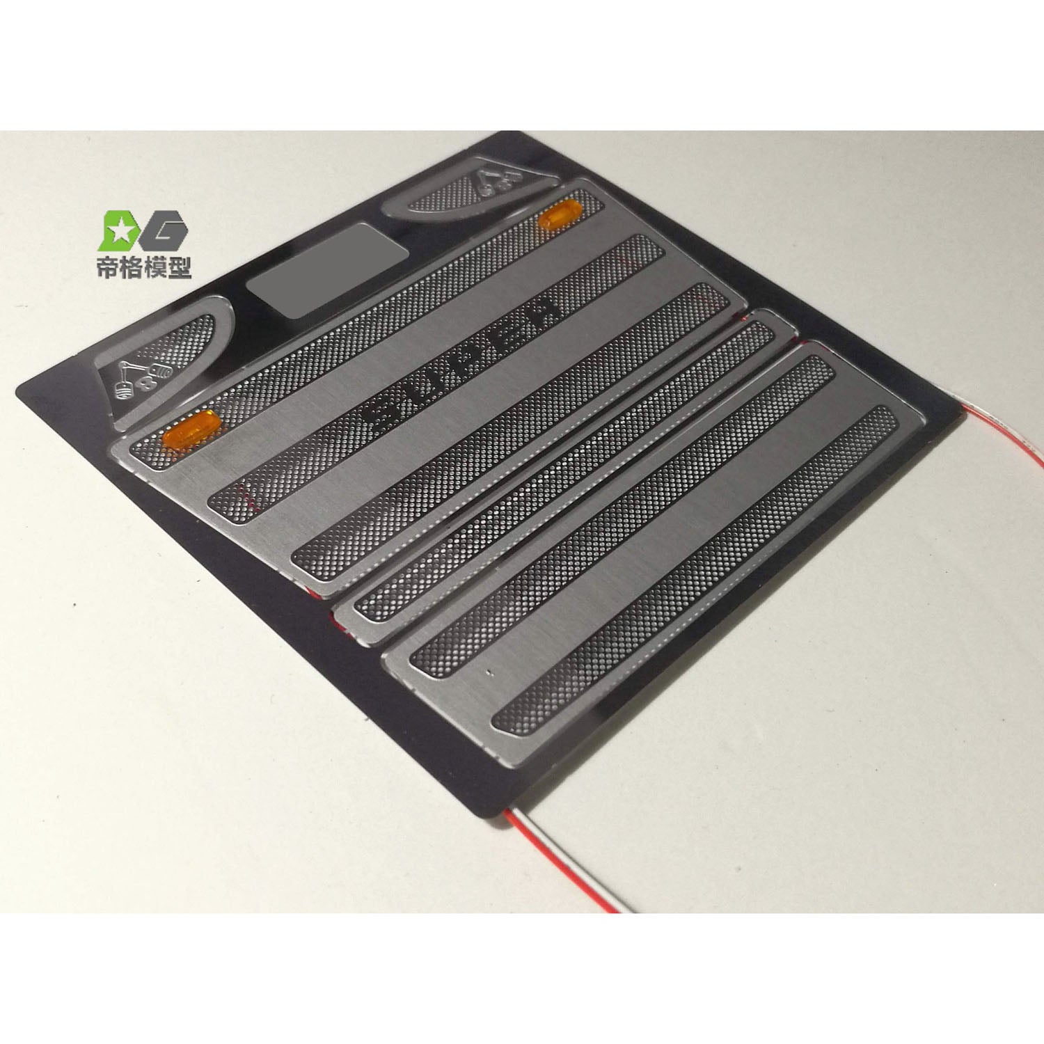 1/14 Scale RC Tractor Truck Metal Air Grille - Compatible with R470 & R620 Radio Controlled Electric Cars | Durable Decorative Cabin Part for Hobby Model Trucks | Perfect for RC Car Upgrades & Display Collections