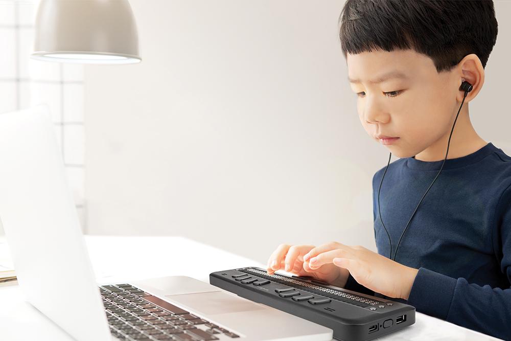 Brailliant BI 40X Refreshable Braille Display - 40-Cell Portable Braille Reader for Visually Impaired | Ideal for Education, Office Work & Digital Accessibility