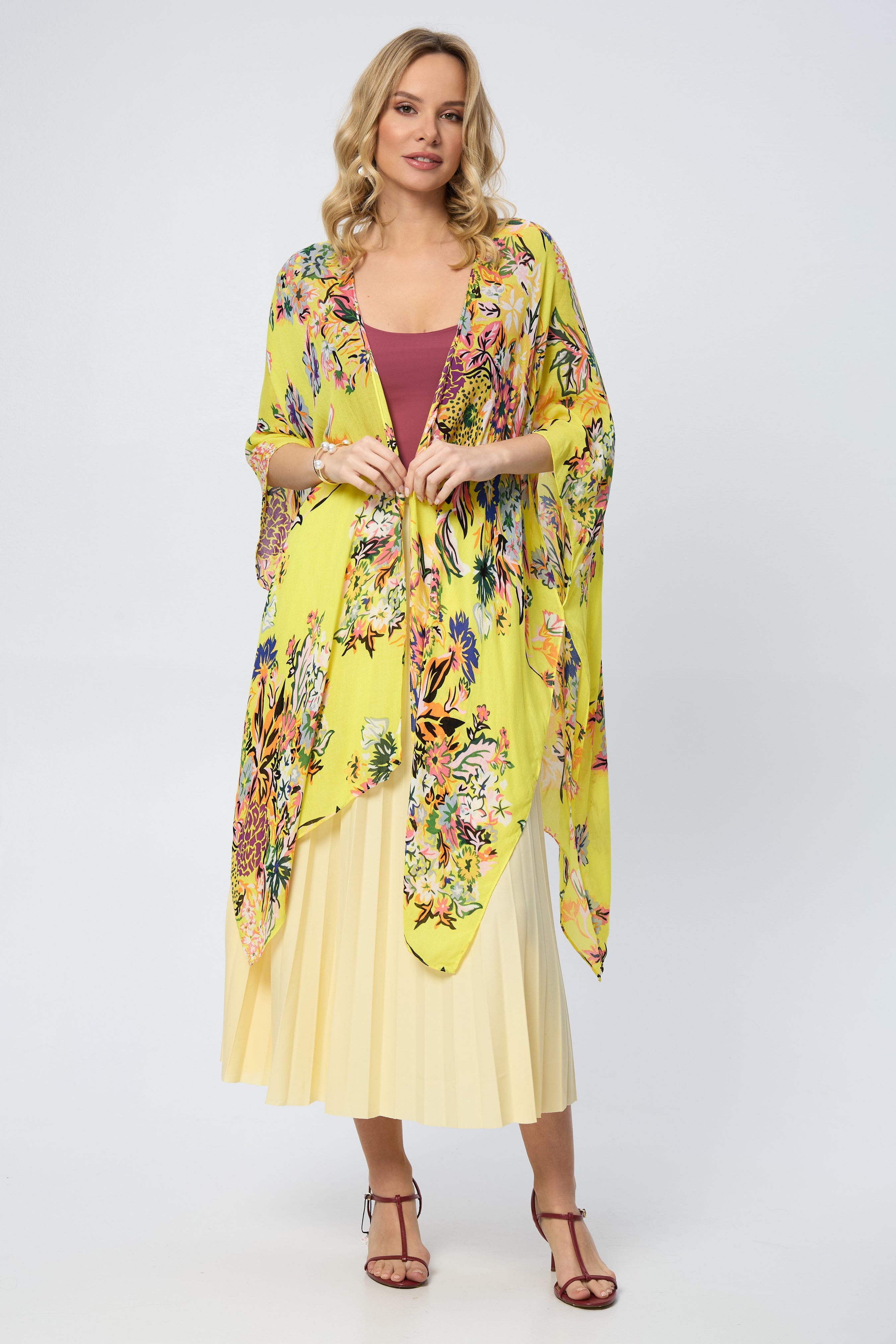 Elegant Floral Kimono Robe - Lightweight & Flowy Women's Cover Up for Beach, Pool, or Lounge Wear