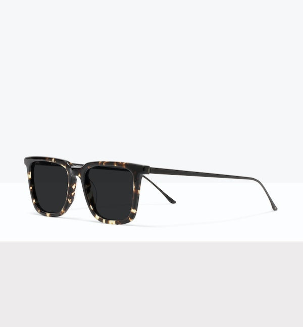 Stylish Gradient Sunglasses for Men & Women - UV Protection Polarized Lenses - Perfect for Driving, Beach & Outdoor Activities