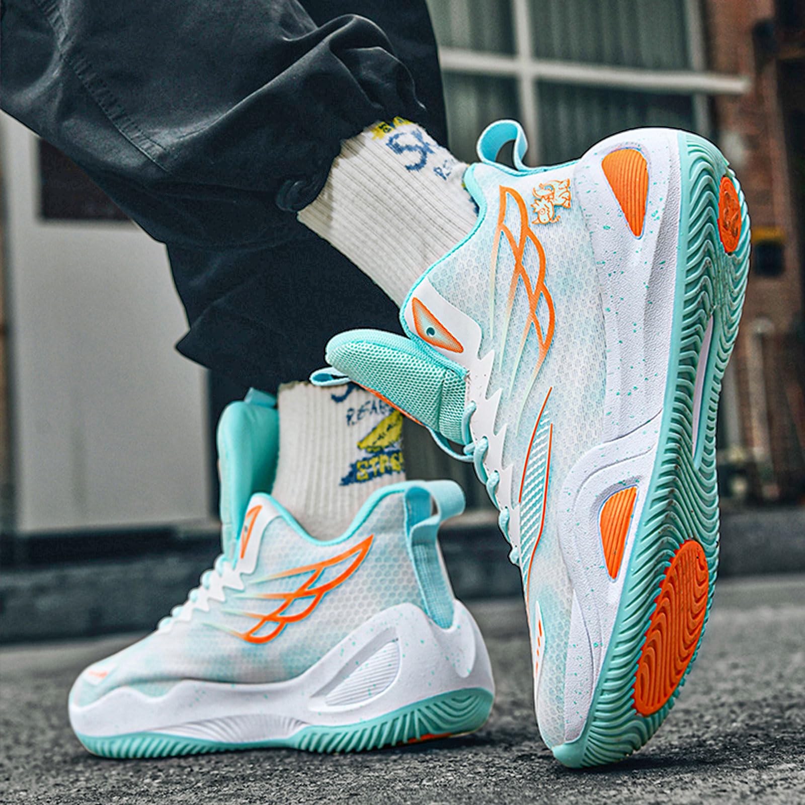 **High-Top Basketball Shoes for Men & Women - Breathable, Non-Slip Outdoor Sneakers for Sports, Running & Casual Wear**    (Note: This optimized title includes keywords like 