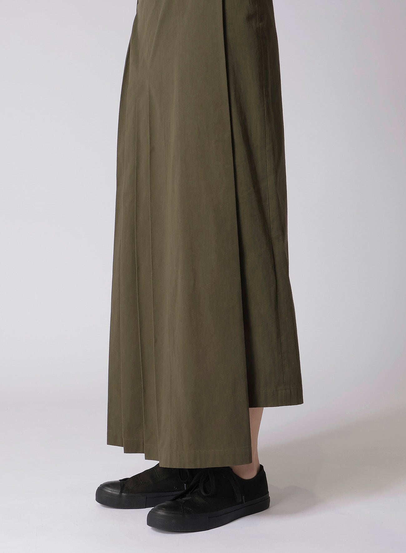 Cotton Twill Wrap Skirt with Pleated Design - Women's Fashion Skirt for Casual, Office & Party Wear