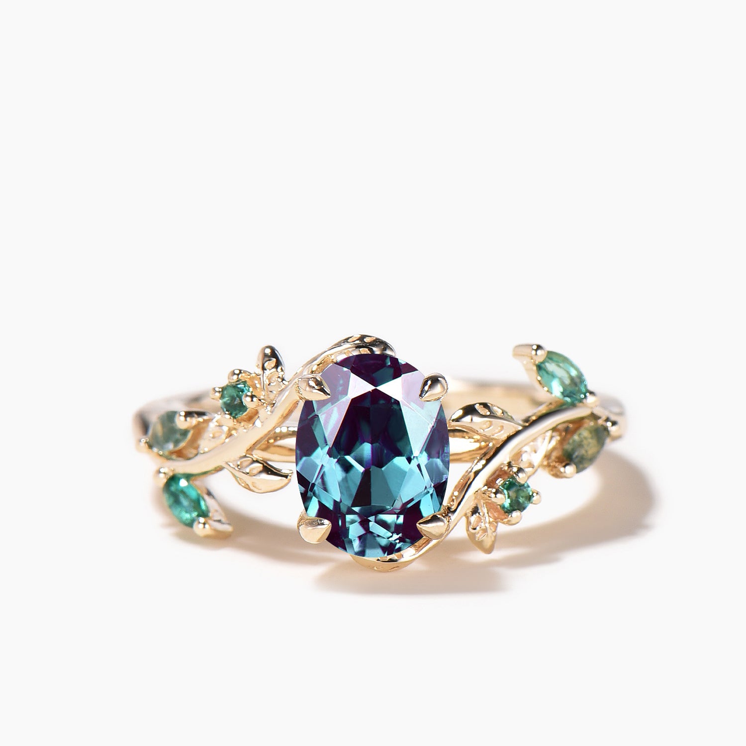 Natural Alexandrite Oval Engagement Ring | Color Changing Emerald Cut Gemstone Ring for Women | Perfect for Proposals, Weddings & Anniversary Gifts