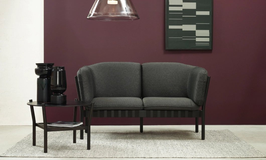 Stylish Ton Bentwood Two-Seat Sofa with Dowel Design - Perfect for Living Rooms, Offices & Small Spaces