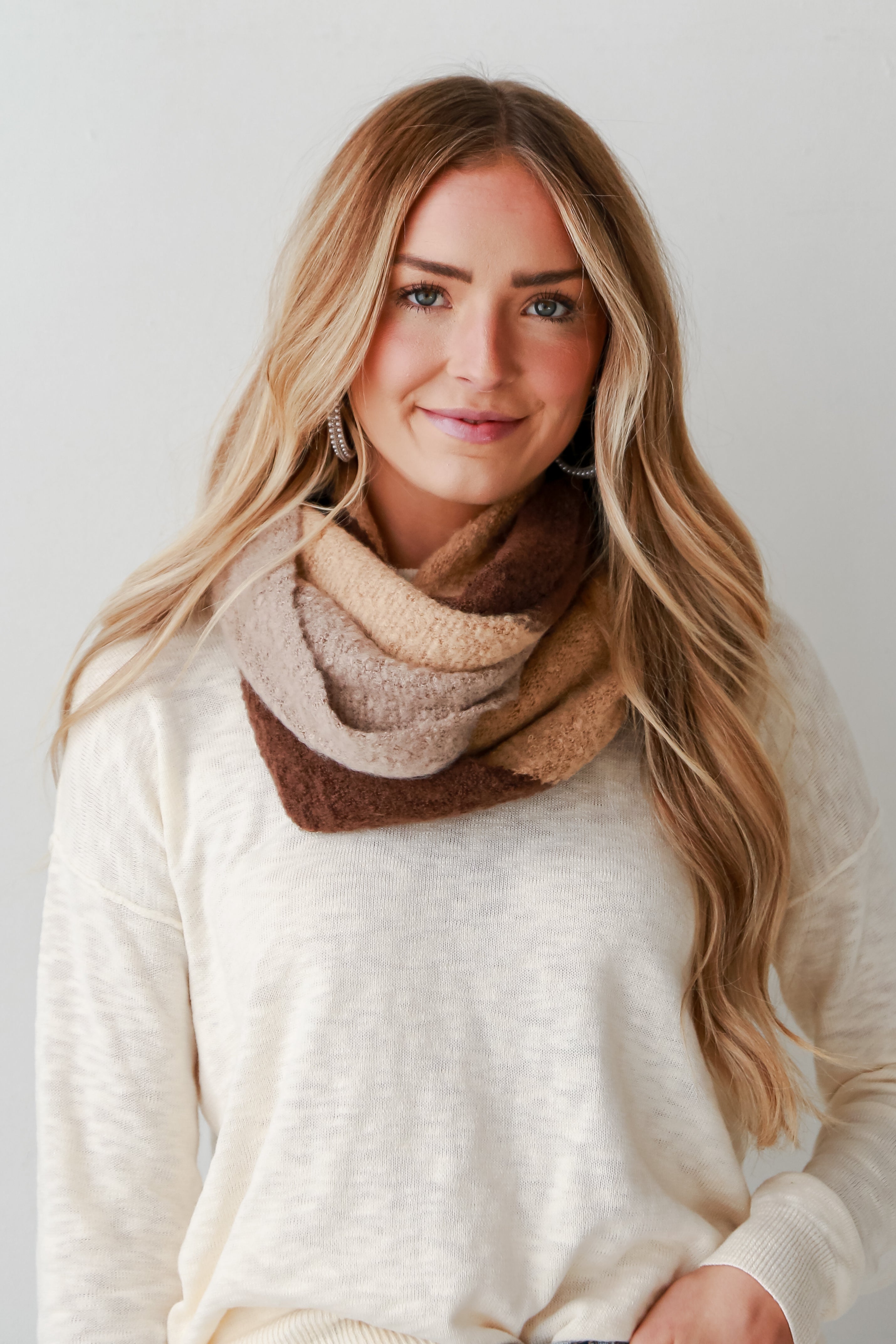Cozy Brown Infinity Scarf for Women - Soft Warm Winter Fashion Accessory - Perfect for Cold Weather, Office Wear & Holiday Gifts