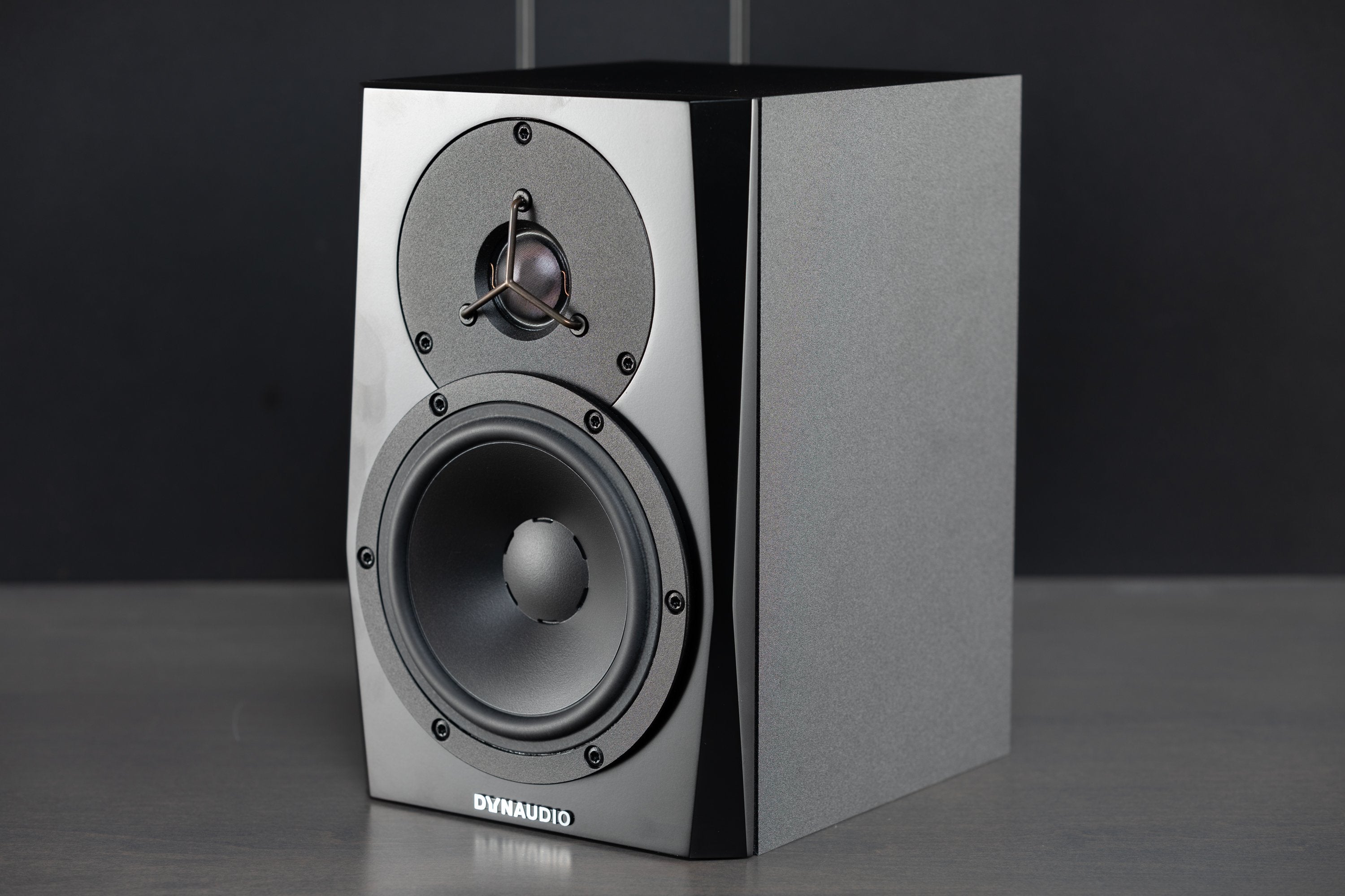 Dynaudio LYD 5/7/8 Professional Studio Monitor Speakers - High-Quality Audio for Music Production, Recording & Home Studios | Perfect for Producers, Engineers & Audiophiles