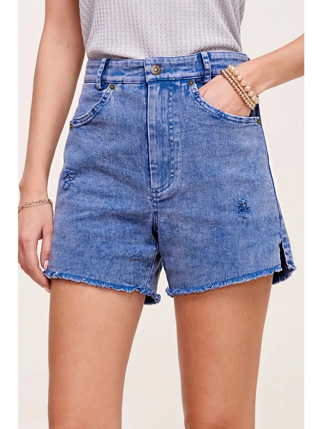Stylish Women's Denim Shorts for Summer - Multiple Colors & Sizes | Perfect for Casual Outfits, Beach Trips, and Weekend Getaways