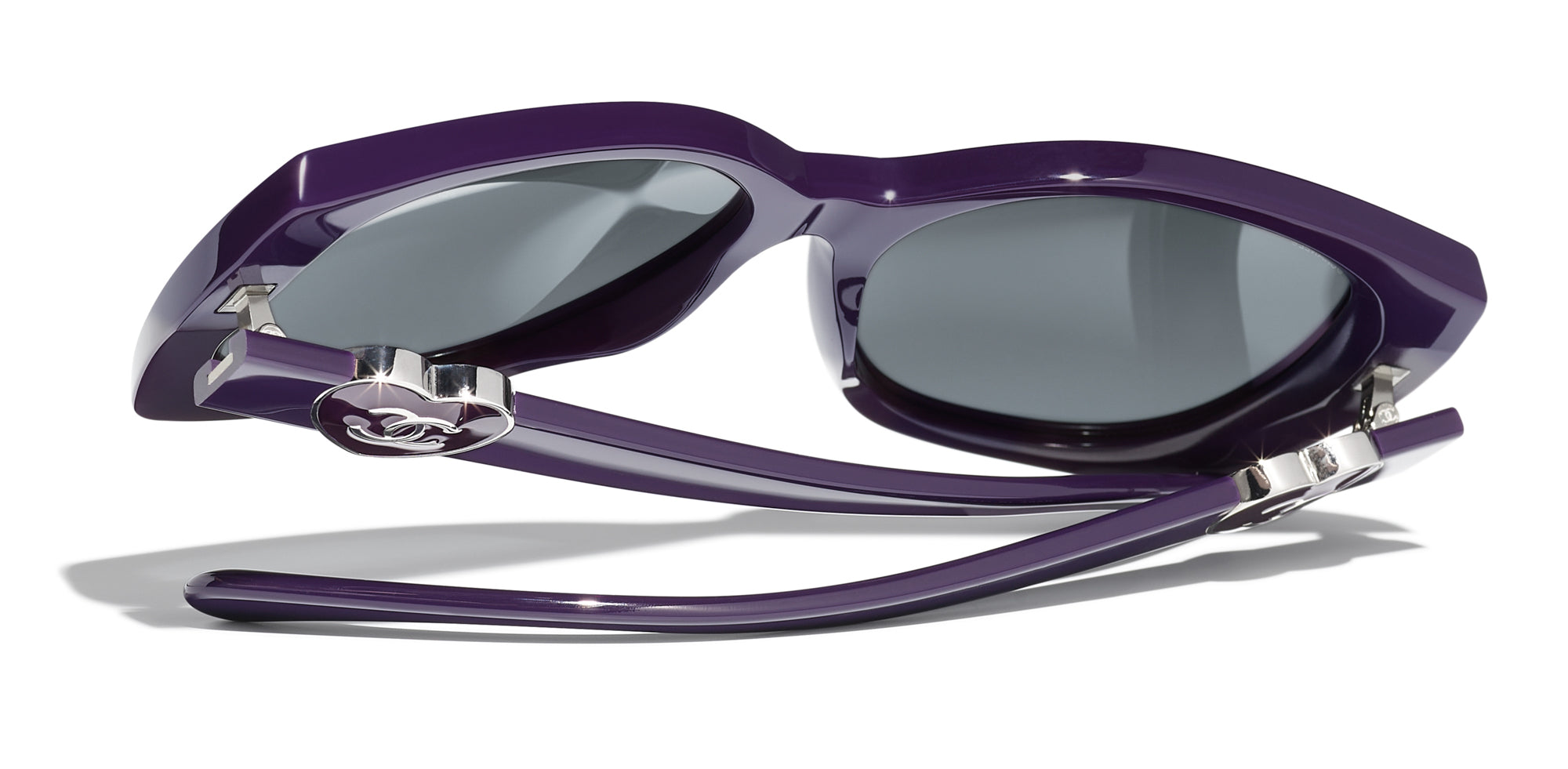 Chanel 5519 Sunglasses - Luxury Designer Shades for Women & Men - UV Protection & Stylish Fashion Accessory - Perfect for Beach, Driving & Outdoor Activities