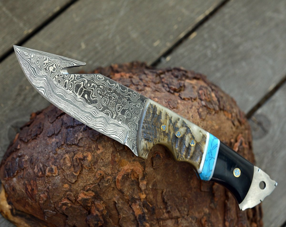 Premium Damascus Steel Gut Hook Knife with Ram Horn & Turquoise Handle - Hunting, Camping & Outdoor Survival Essential