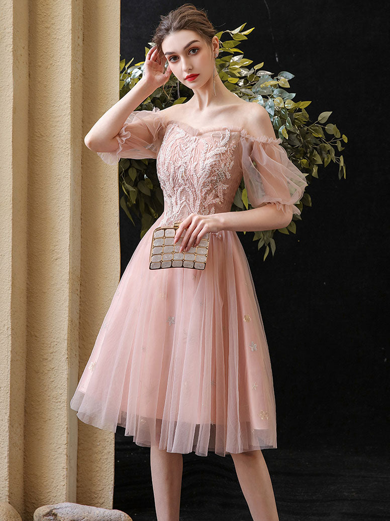 Pink Sweetheart Neck Tulle Lace Short Prom Dress - Elegant Homecoming Gown for Teens, Perfect for Dances, Parties & Special Occasions
