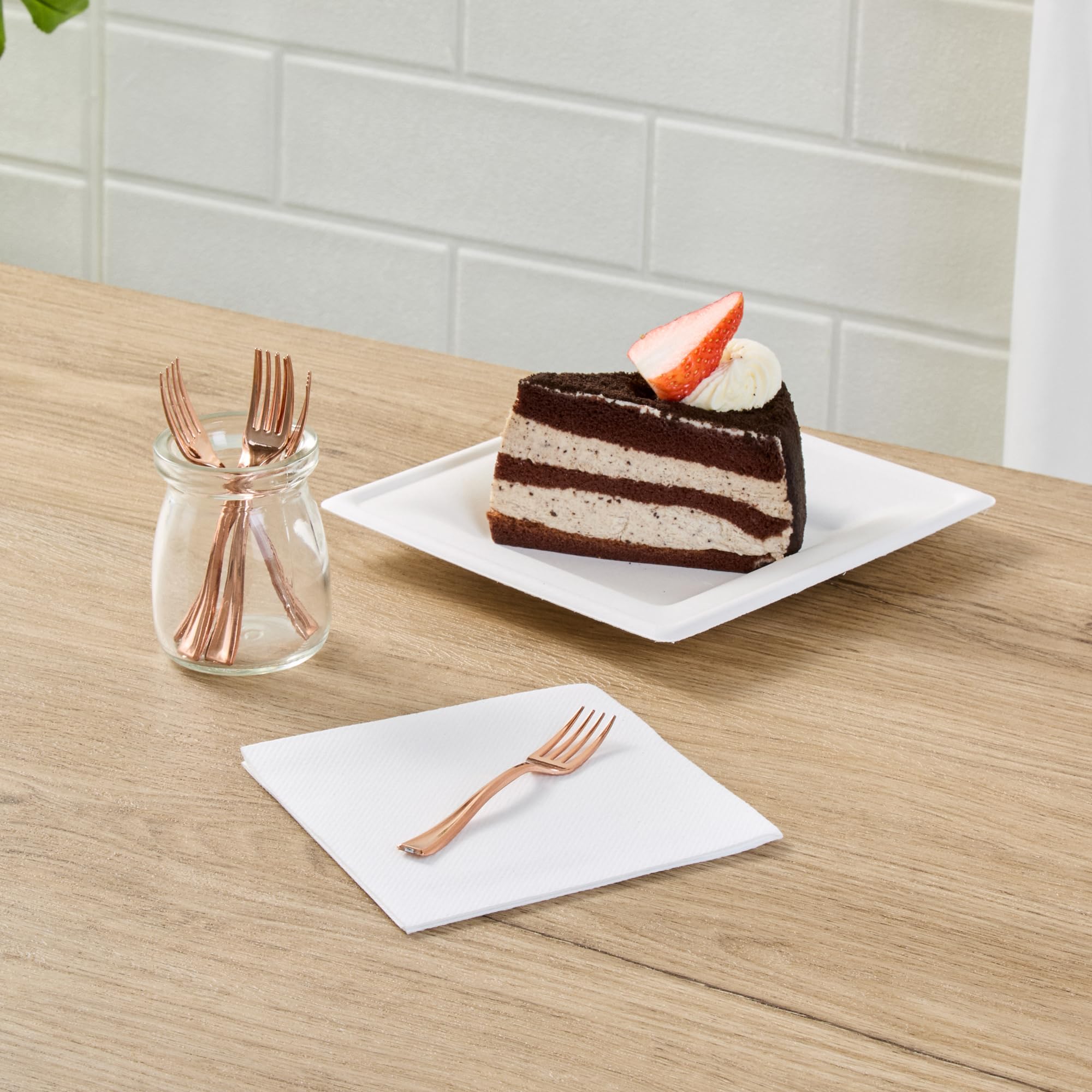 500-Pack 4 Inch Mini Plastic Forks - Heavy-Duty Disposable Appetizer Forks in Rose Gold for Hors D'oeuvres, Desserts, Samples | Perfect for Parties, Weddings, Catering & Events - Elegant & Durable