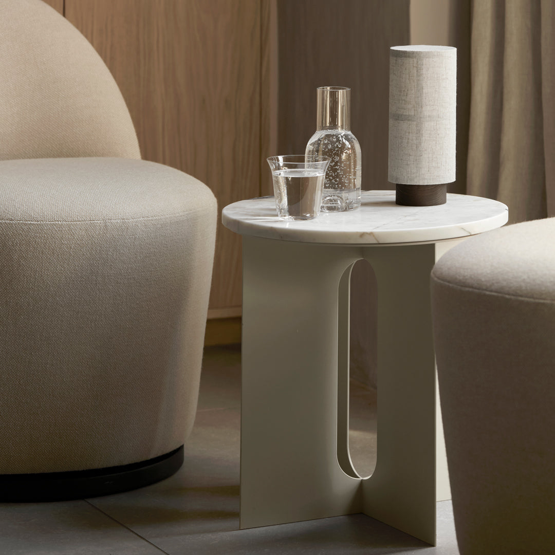 Modern Androgyne Side Table - Minimalist Nightstand, Bedside Table for Bedroom, Living Room & Office - Stylish End Table with Storage Shelf