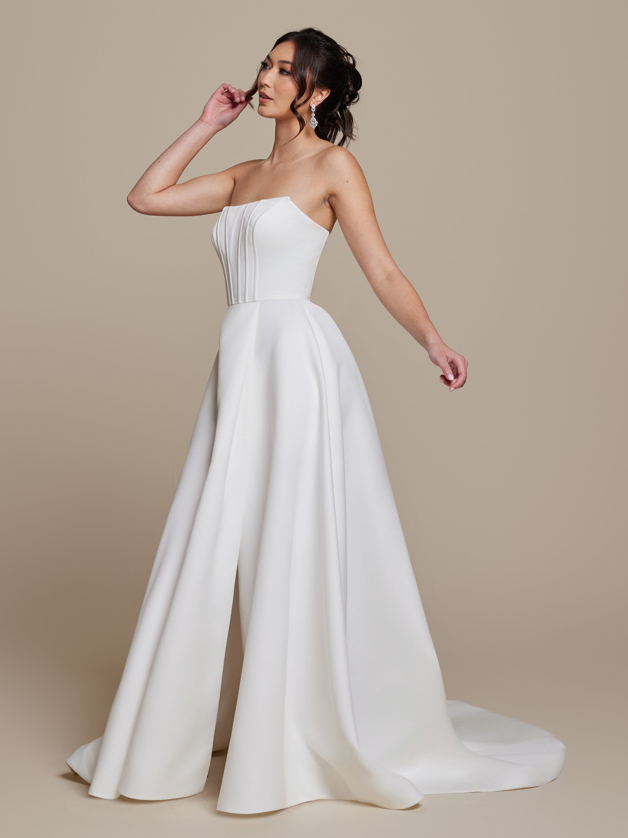 Lyra Satin Wedding Dress with Pockets - Elegant A-Line Bridal Gown for Church Ceremony & Outdoor Photography