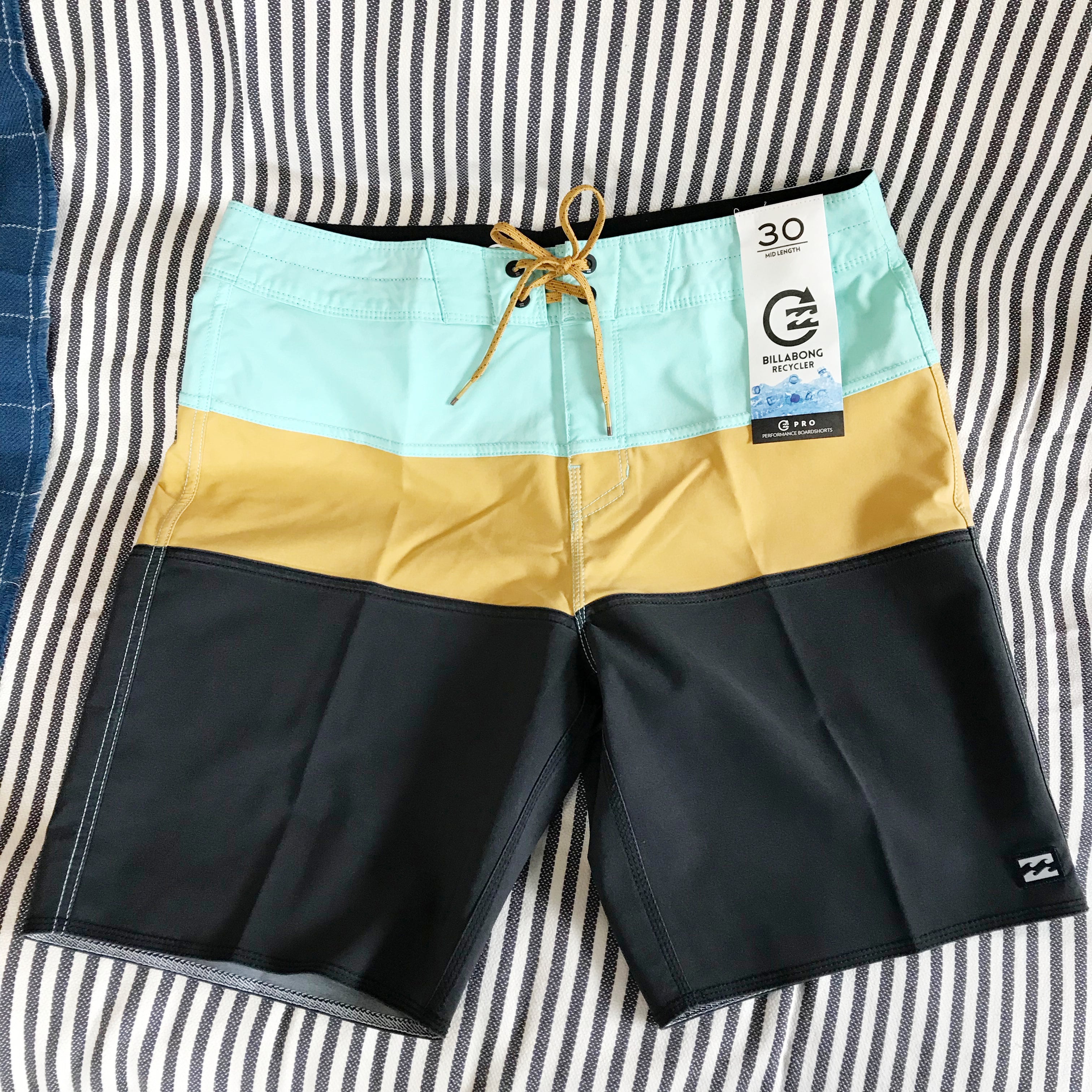 Billabong Tribong Solid Pro Men's Swim Trunks - Quick Dry Boardshorts for Surfing & Swimming - Mint Green (MNT) - Perfect for Beach, Pool & Summer Vacations