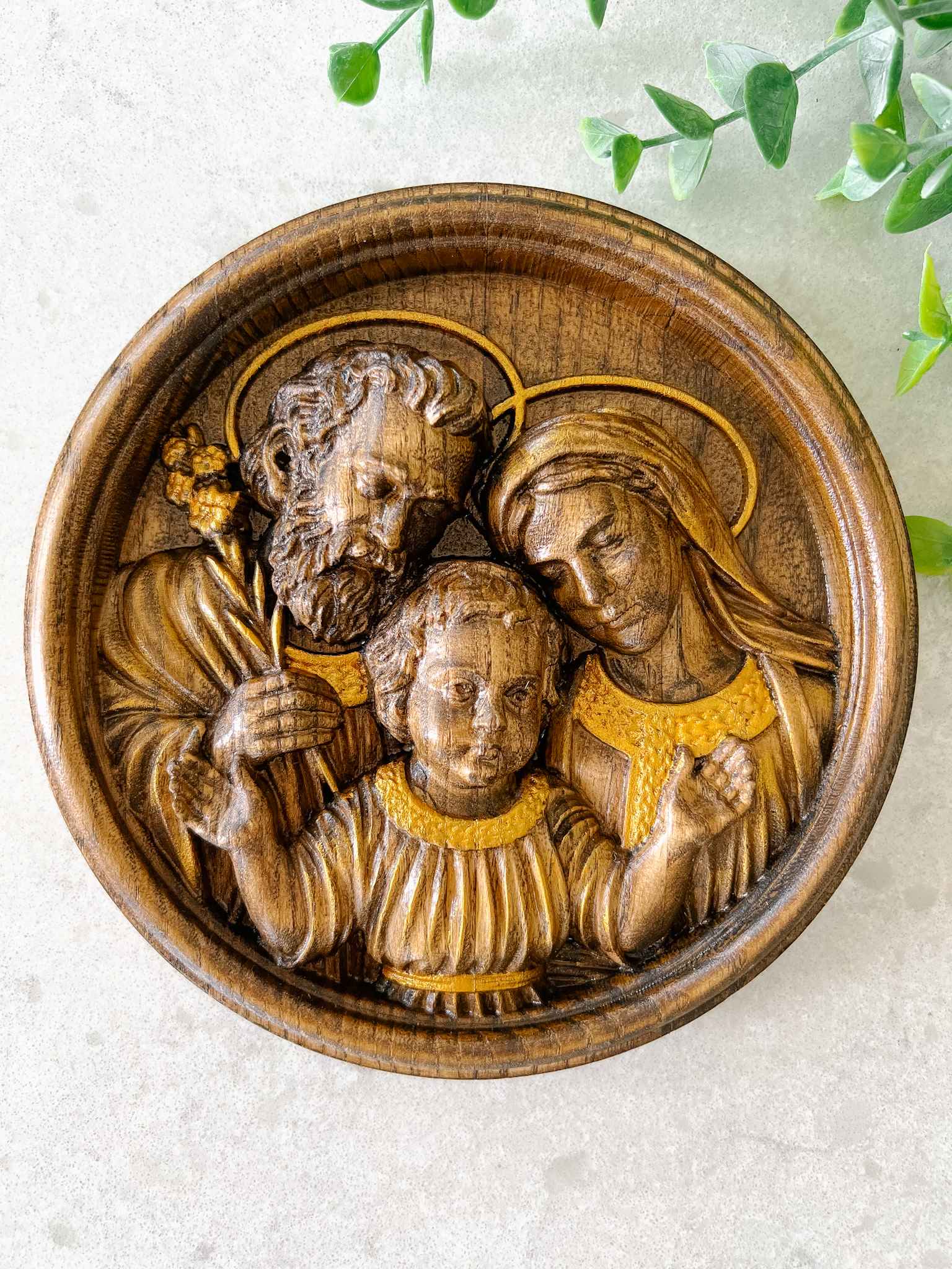 Holy Family Plaque - Elegant Gold Religious Wall Decor for Home, Church & Gifts | Perfect for Christmas, Baptism & Family Blessings