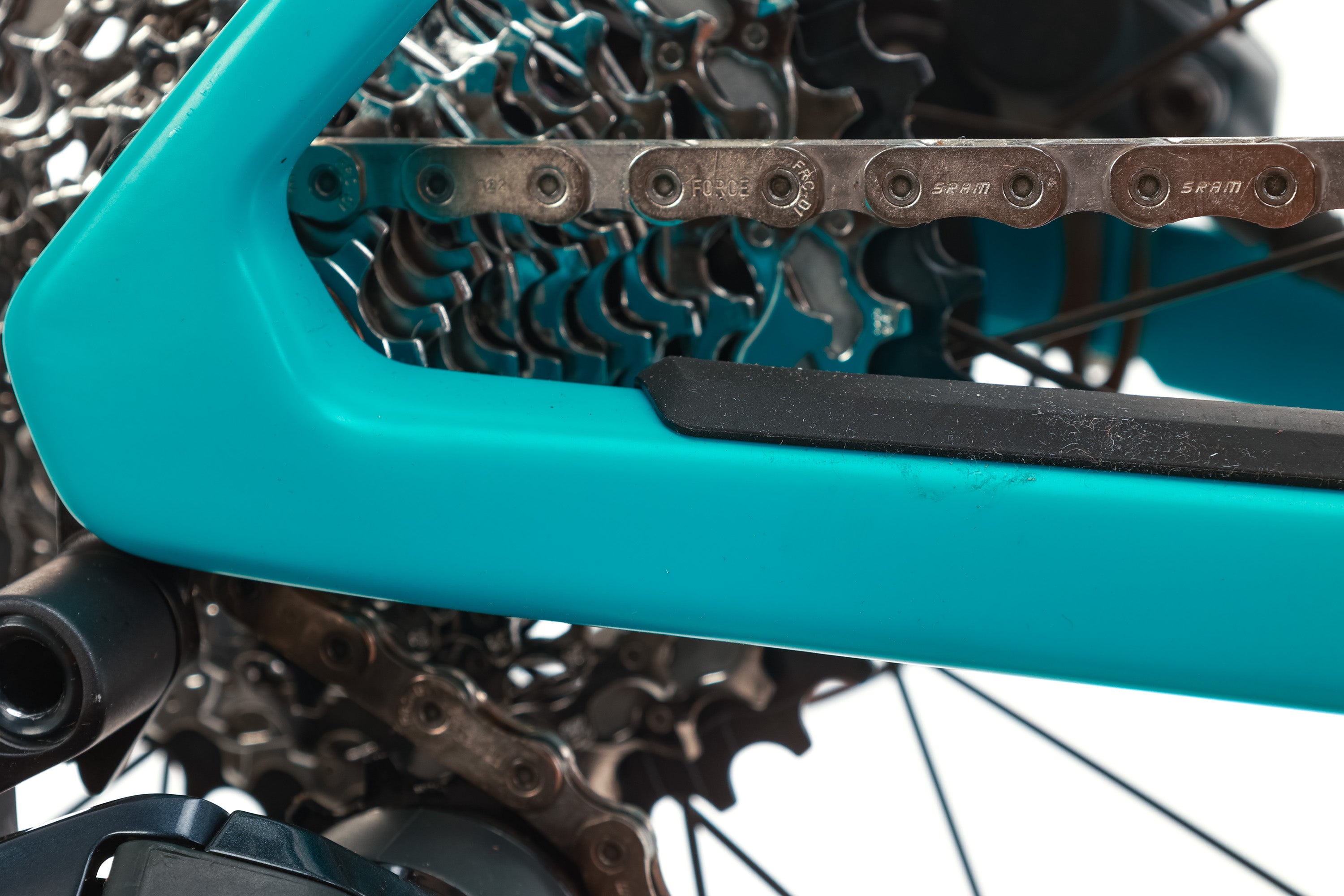 BMC Kaius 01 TWO Gravel Bike 2023 - 56cm Carbon Frame, Shimano GRX Groupset - Perfect for Adventure Riding, Bikepacking & Off-Road Cycling