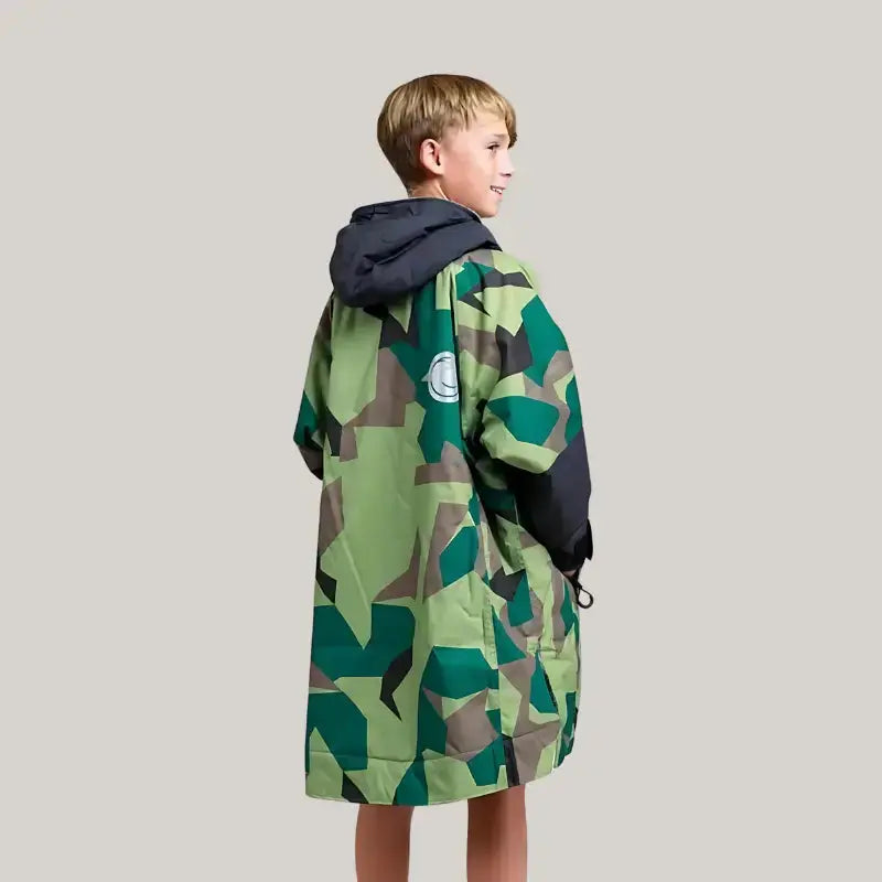 Unisex Kids Camo Swim Robe - Quick Dry Hooded Bathrobe for Boys & Girls After Swimming, Beach, Pool | Soft & Comfortable Post-Swim Cover-Up