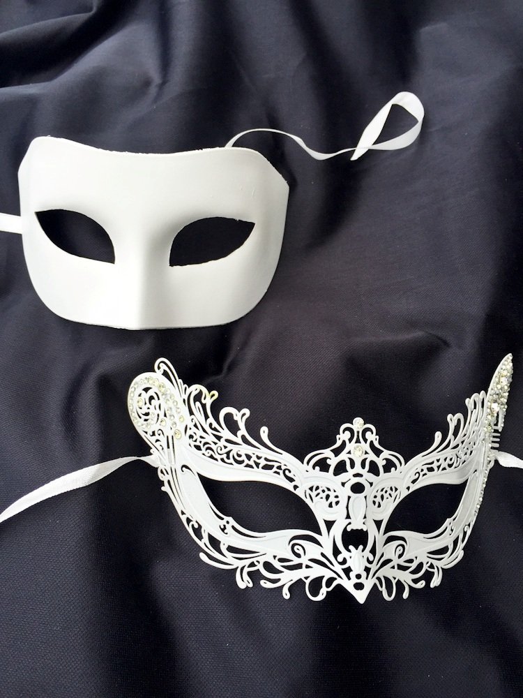 Elegant White Masquerade Mask Set for Couples - Venetian Ball Mask for Prom, Party & Halloween Costume - Perfect for Masquerade Balls, Romantic Dates & Themed Events