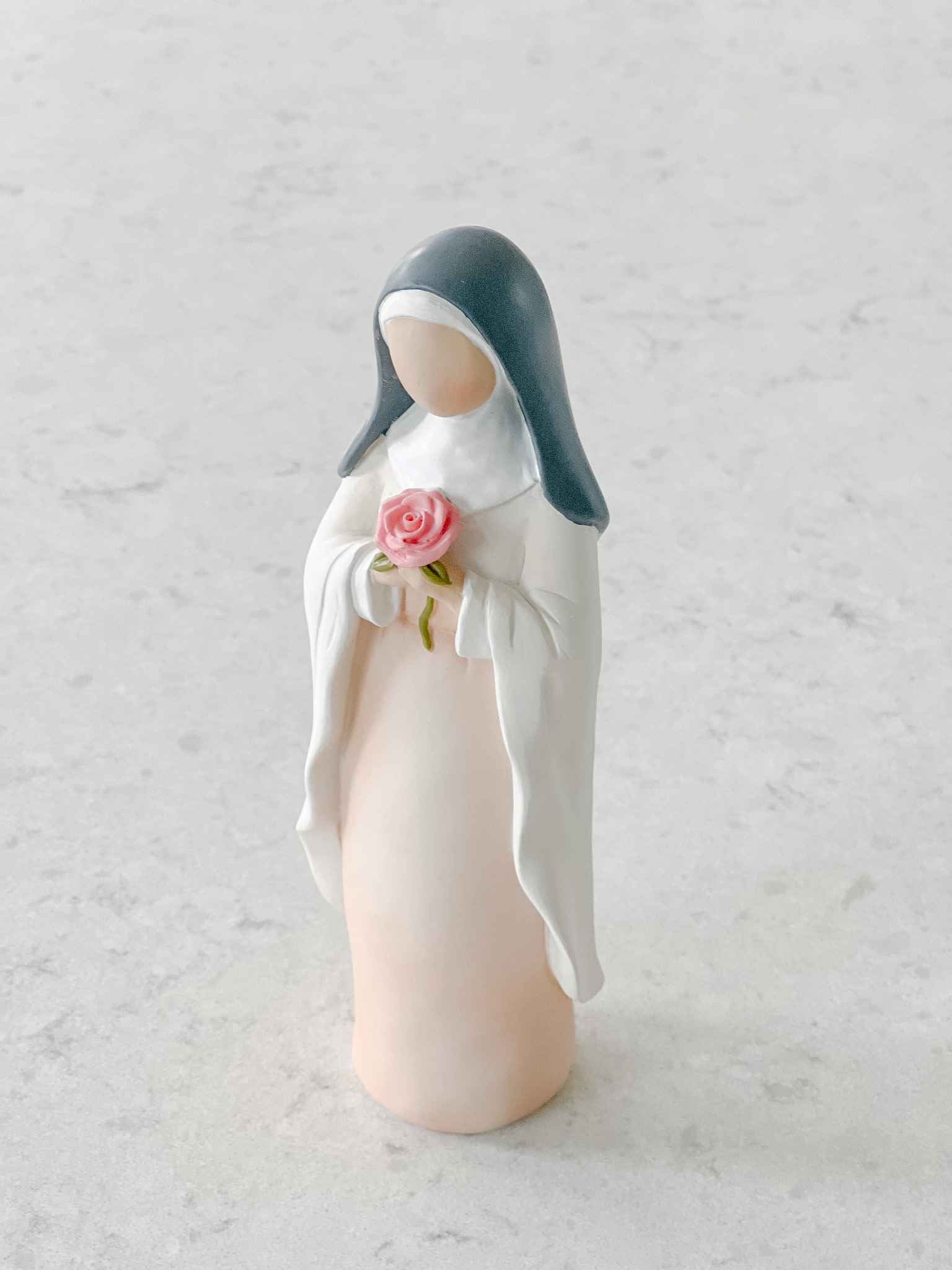 St. Thérèse of Lisieux Statue - Handcrafted Religious Figurine for Home Altar, Catholic Decor & Spiritual Gifts - Perfect for Prayer Spaces & Church Devotion