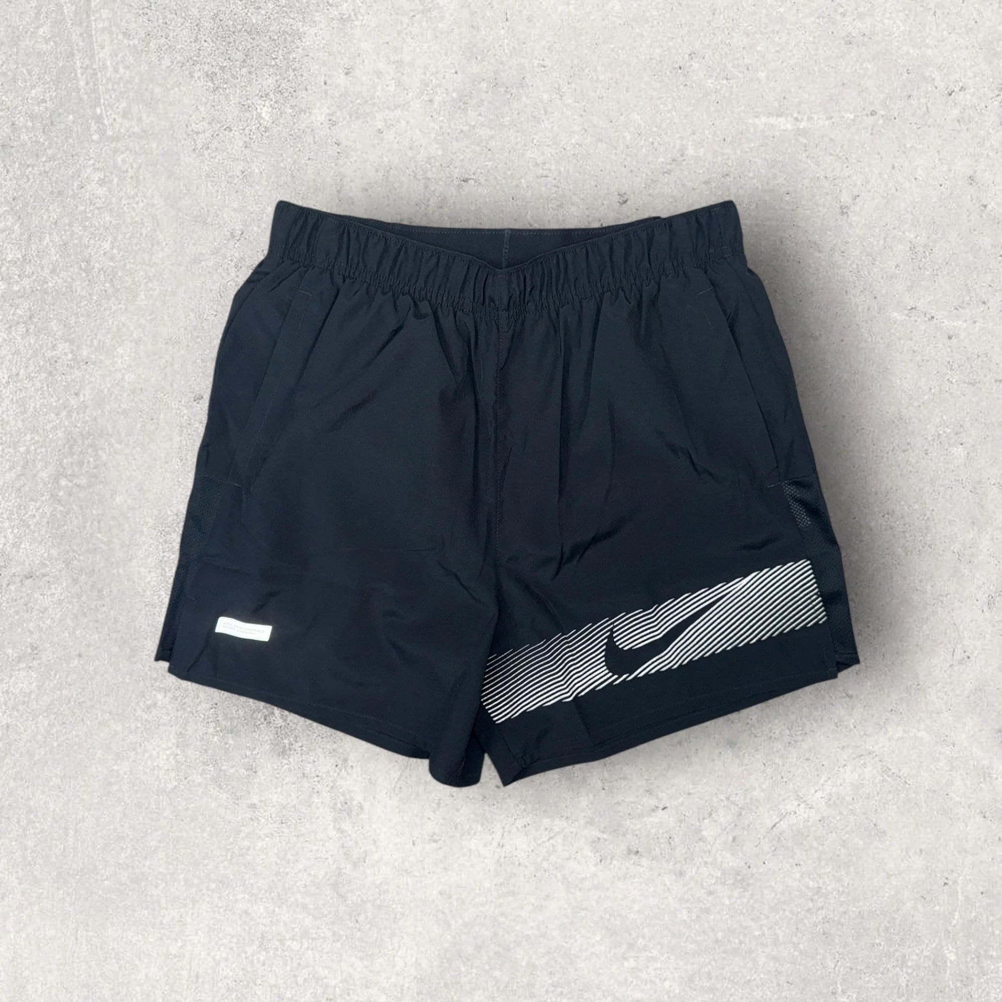 Nike Flash Jacket Set - Black | Lightweight Running & Training Jacket for Men & Women | Perfect for Outdoor Sports & Gym Workouts