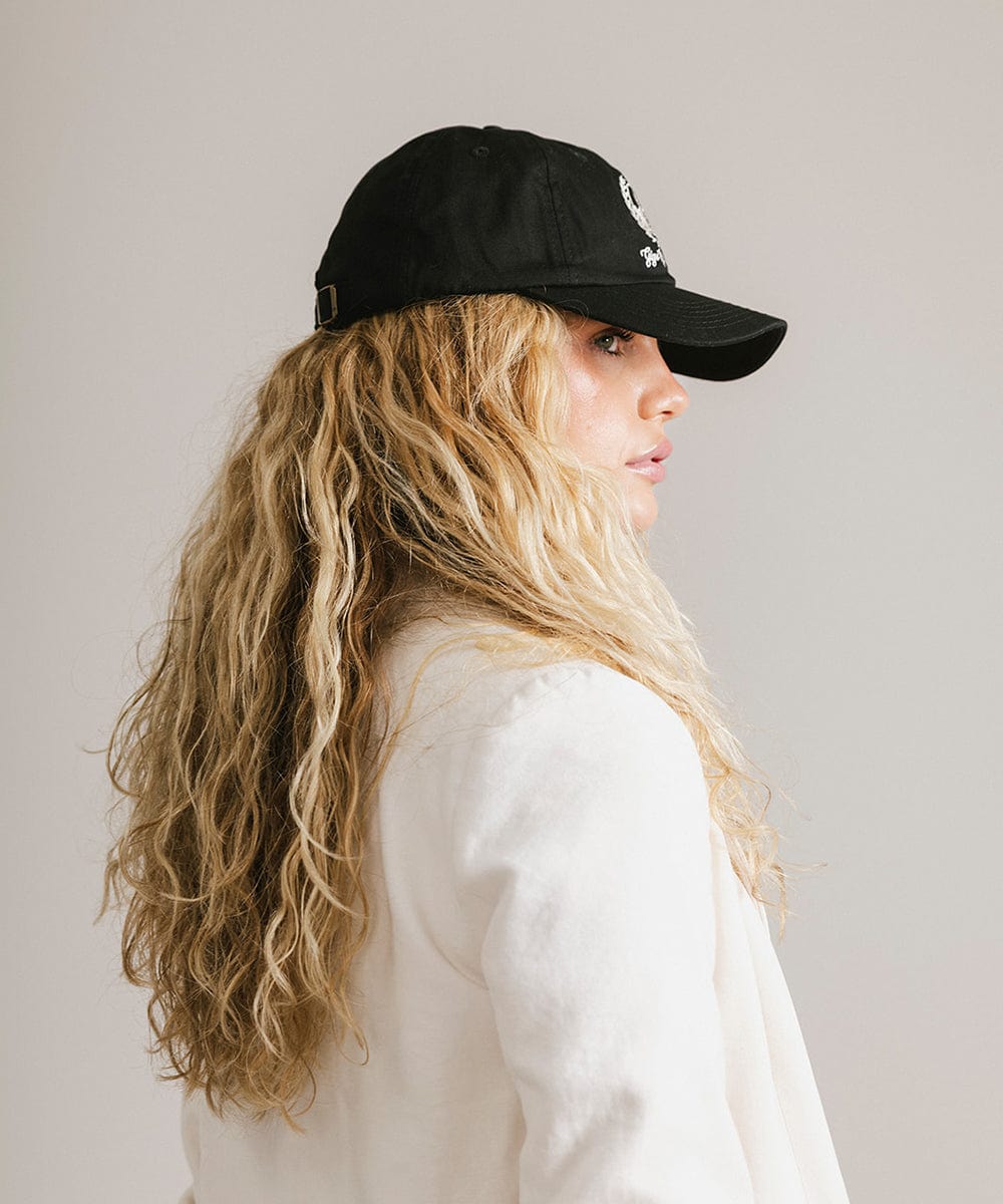 Gigi Crest Baseball Cap for Men & Women - Adjustable Dad Hat with Embroidered Logo - Perfect for Outdoor Sports, Casual Wear & Sun Protection