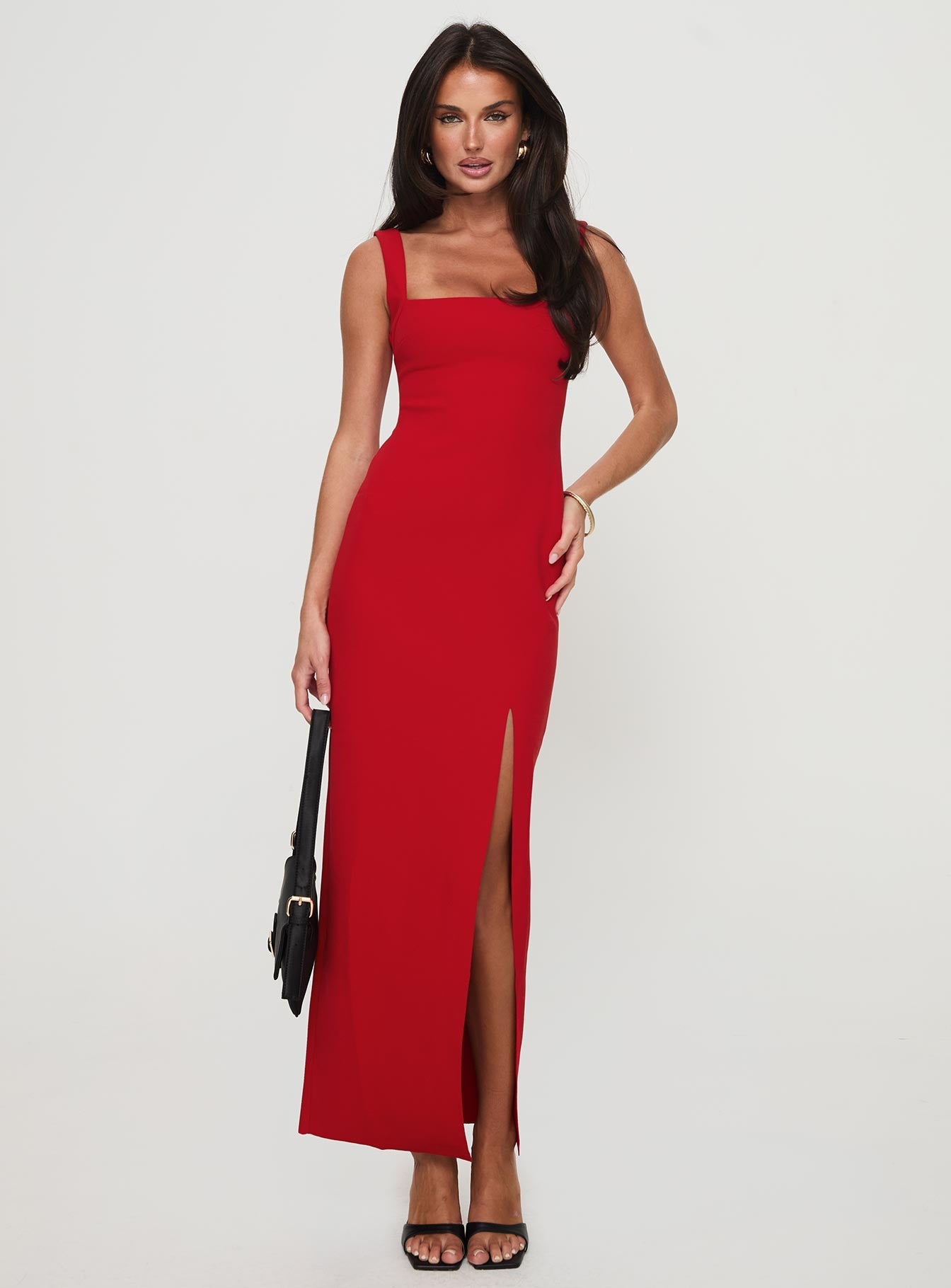 Bombshell Maxi Dress for Women - Sexy Long Red Evening Gown with Slit, Flowy Summer Party Dress for Date Night, Prom, Wedding Guest & Special Occasions