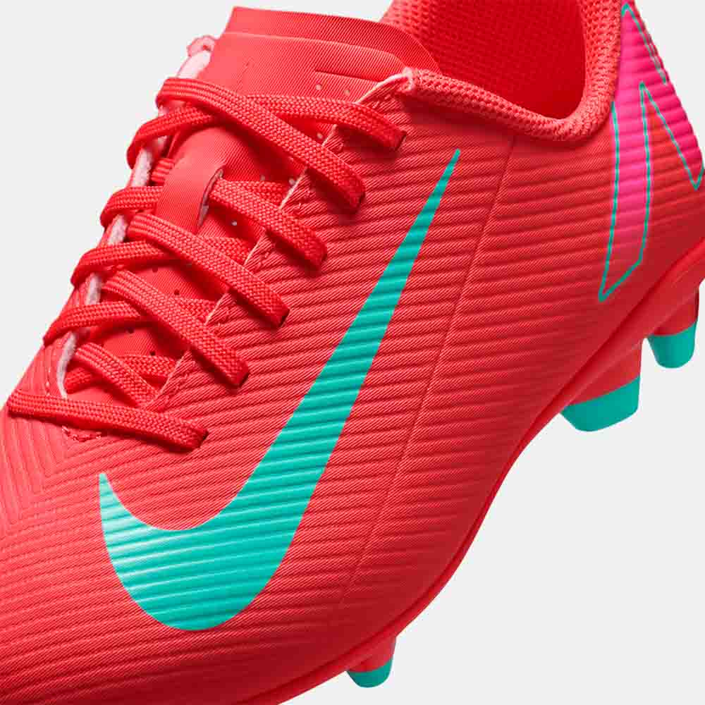 Nike Kids' Mercurial Vapor 16 Club Soccer Cleats - Lightweight Football Shoes for Youth Players - Perfect for Training & Matches on Artificial Turf & Grass Fields