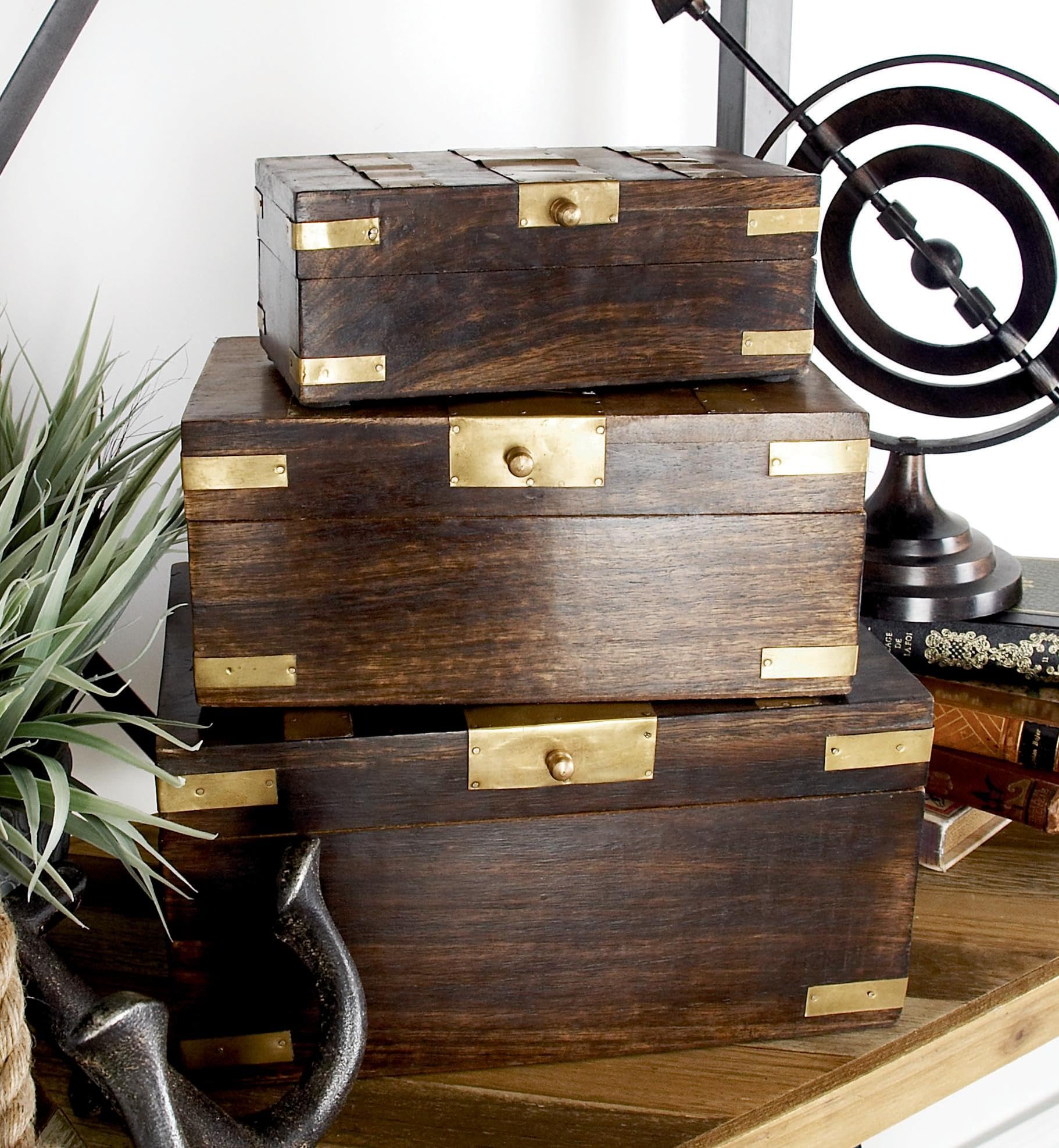 Deco 79 Mango Wood Decorative Keepsake Box Set of 3 (8