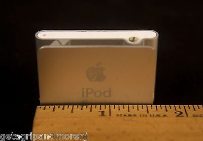 Apple iPod Shuffle 2nd Generation 1GB Silver MA564LL/A - Portable Music Player for Running, Gym & Travel