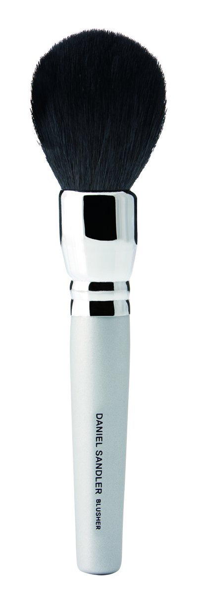 Soft Blush Brush for Flawless Cheek Makeup - Perfect for Daily Use