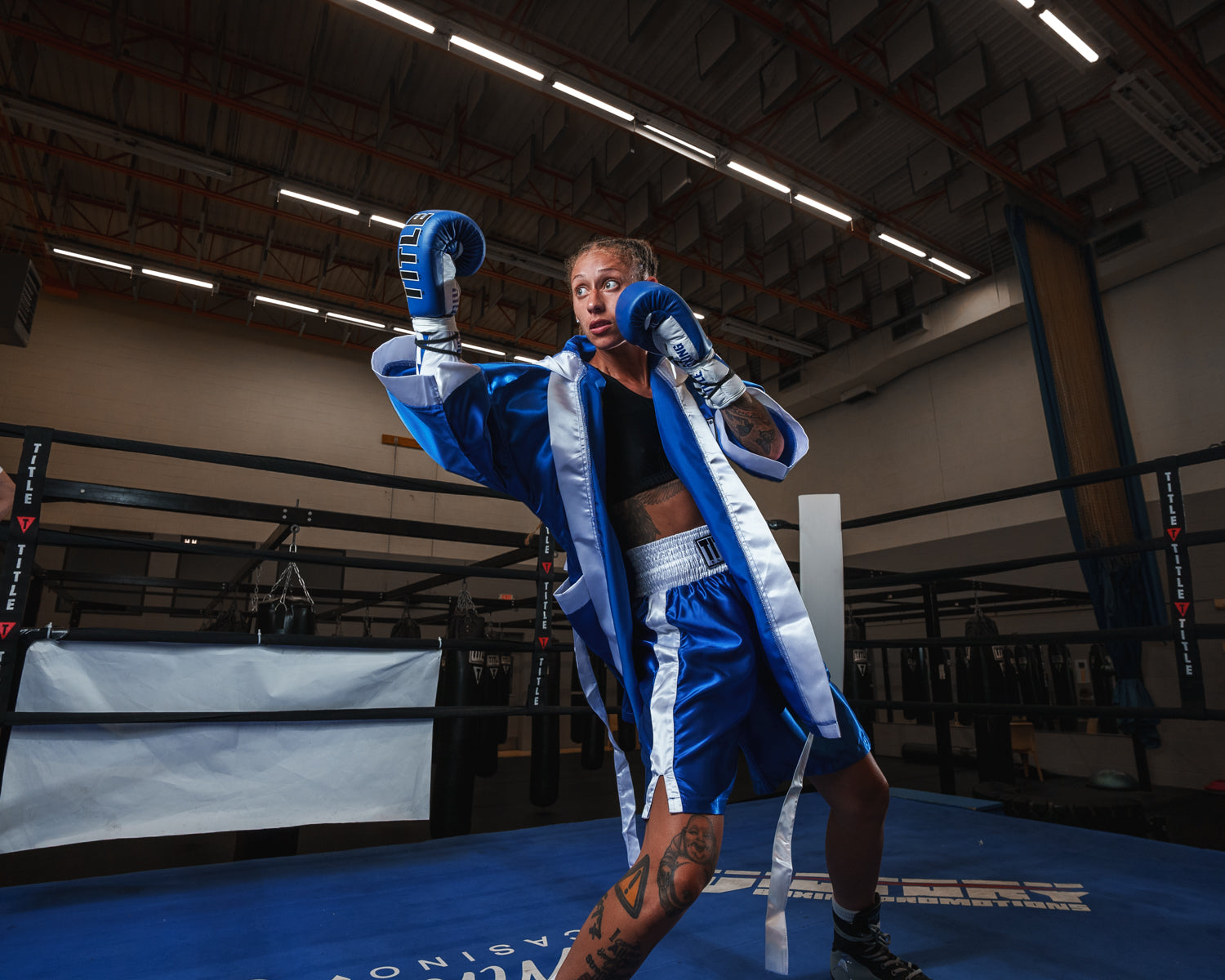 TITLE Boxing Pro Fingertip Training Robe 2.0 - Premium Boxing & MMA Sparring Gear for Fighters & Athletes - Perfect for Gym Workouts, Martial Arts Training & Competition