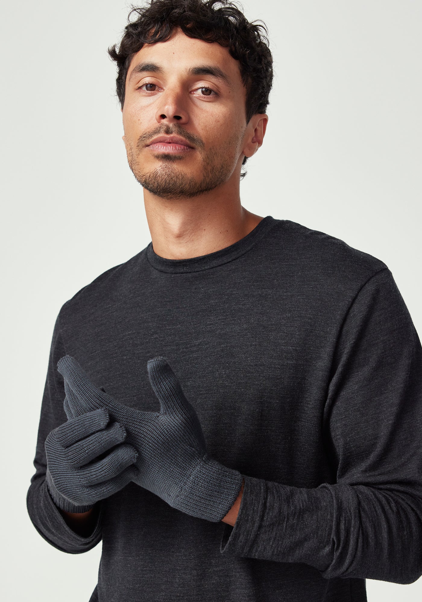 Premium Merino Wool Gloves 0568 - Soft, Warm & Breathable for Winter Sports & Outdoor Activities