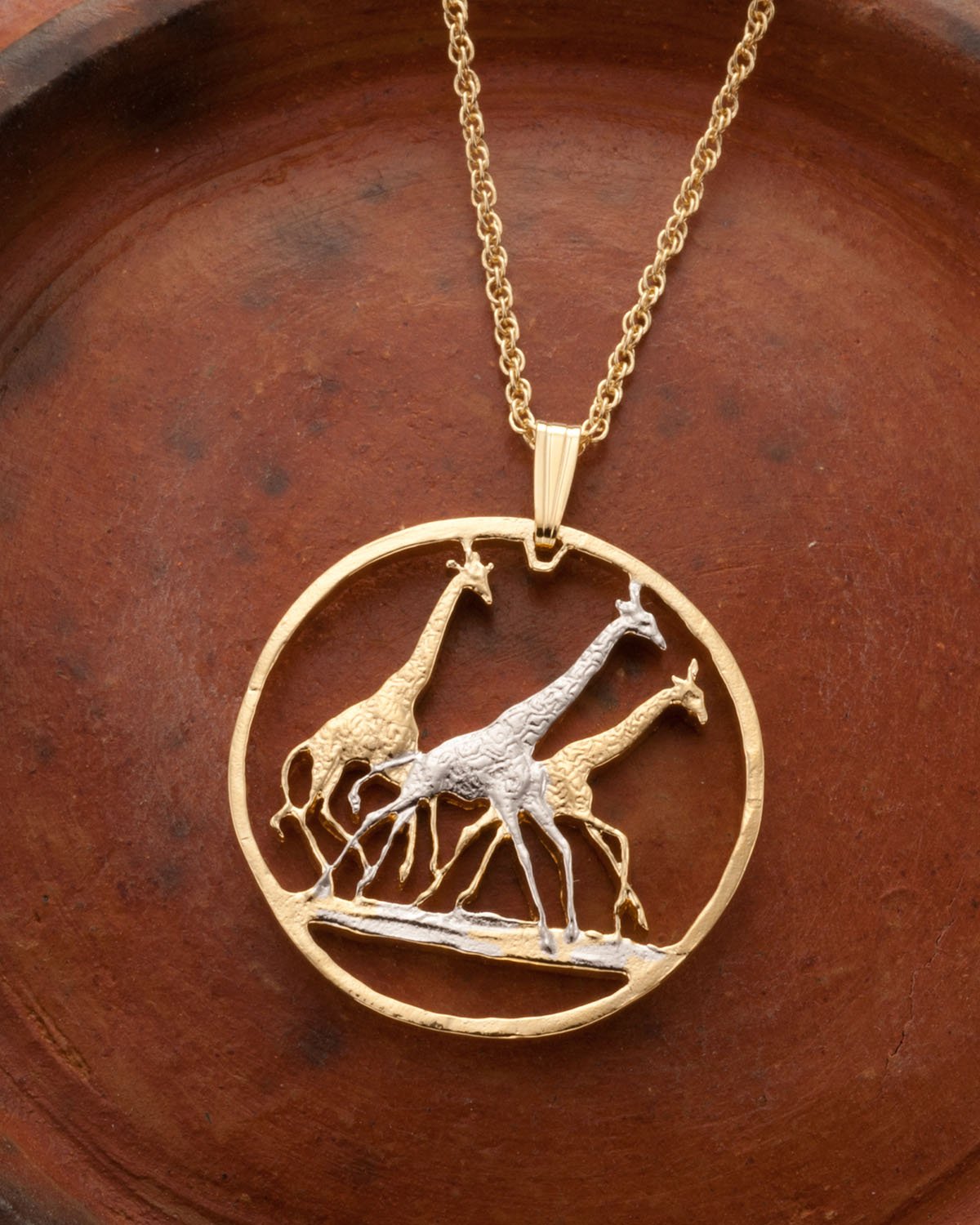 Exquisite Giraffe Coin Pendant Necklace - Unique Animal Jewelry Gift for Women | Perfect for Birthday, Anniversary & Everyday Wear