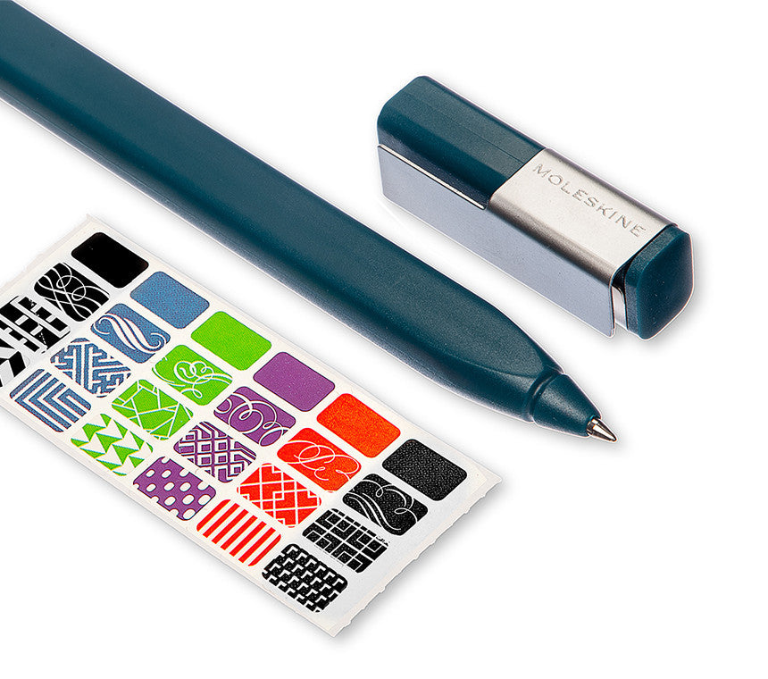Moleskine Classic Roller Pen Plus 0.7mm - Premium Ballpoint Pen for Smooth Writing - Ideal for Journaling, Note Taking & Office Use