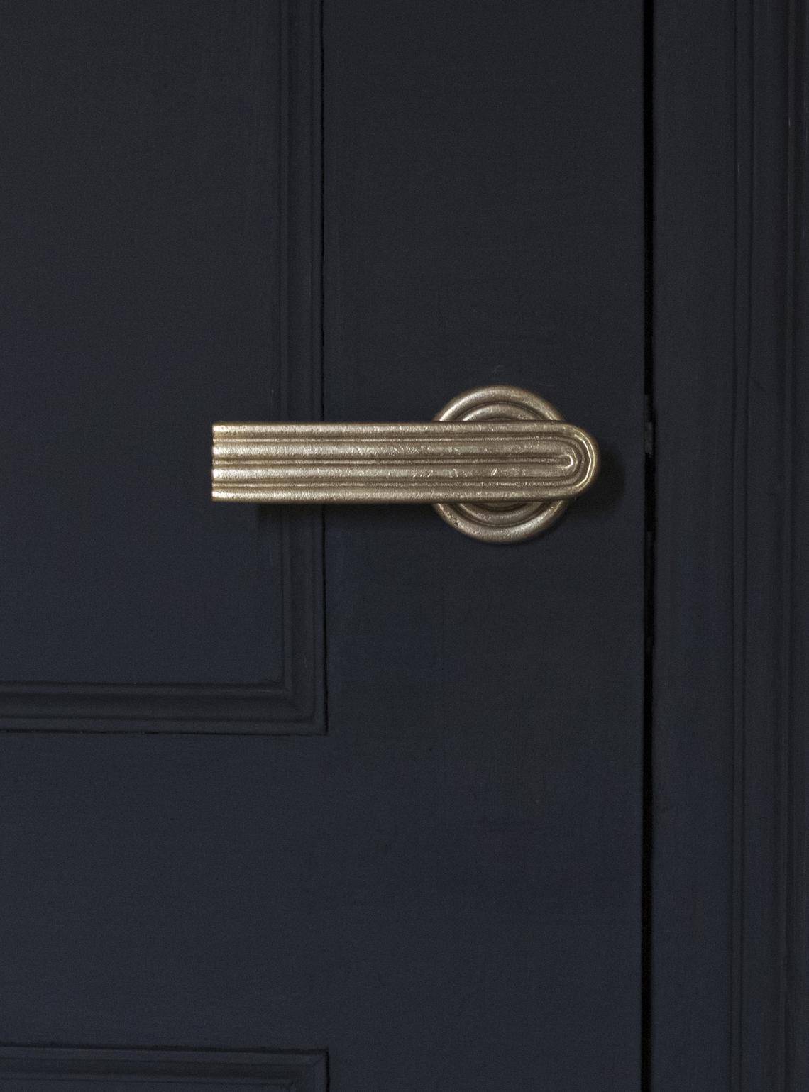 Premium Passage Door Handle Set No. 18 - Modern Interior Door Knob for Home & Office - Perfect for Bedrooms, Bathrooms, and Closets