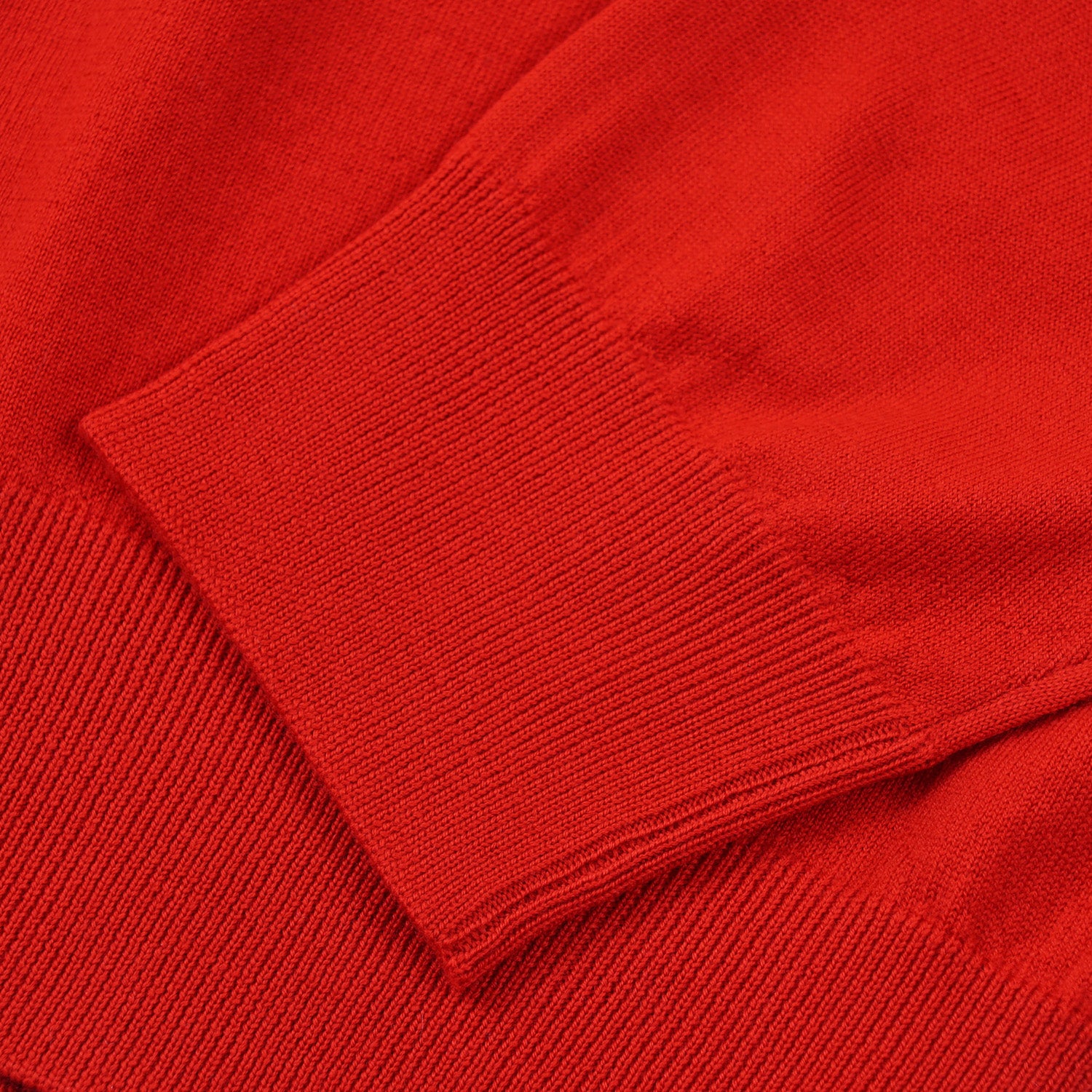 Isaia Slim Fit Superfine Wool Sweater for Men - Premium Italian Cashmere Blend Pullover for Business Casual & Winter Wear