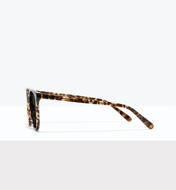 Stylish UV Protection Polarized Sunglasses for Men & Women - Trendy Fashion Shades for Outdoor Activities, Driving, Beach & Travel