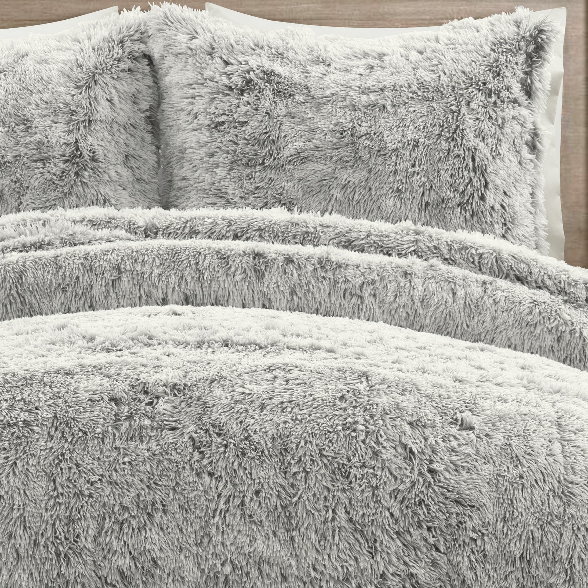 Emma Cozy Ultra Soft Two Tone Faux Fur Comforter Set - King Size Bedding with Pillow Shams - Luxury Winter Warm Comforter for Bedroom Decor & Cozy Nights