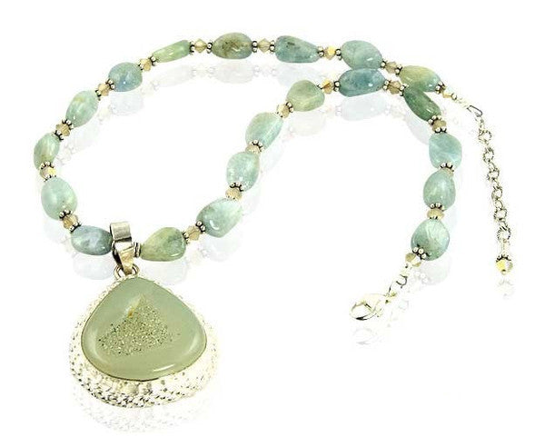 Elegant Cheremai Green Gemstone Crystal Beaded Necklace for Women | Natural Stone Jewelry Gift for Birthday, Anniversary & Special Occasions | Boho Chic Style for Party, Wedding & Everyday Wear