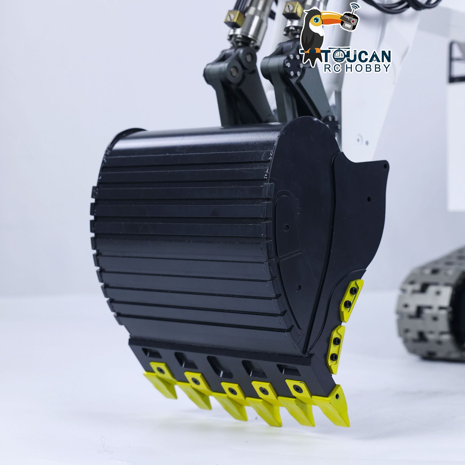 1/25 R9800 Hydraulic RC Excavator Toy - RTR Double Pump Radio Controlled Construction Vehicle with Sound, Light & Smoke Effects | Upgraded Version for Kids & Adults | Construction Site Play, Backyard Digging, STEM Learning