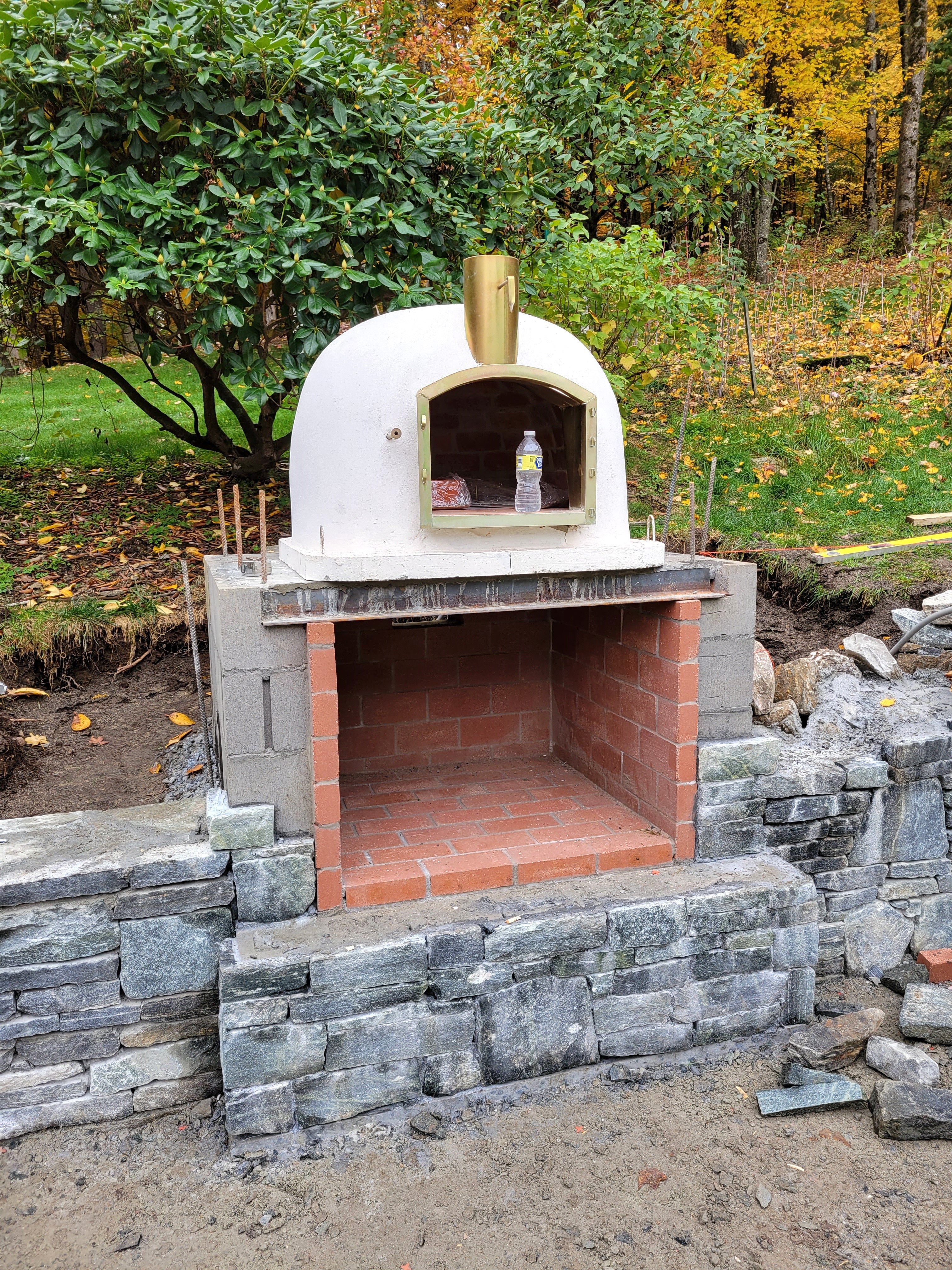 Premium Builders Custom Model Lisboa Wood Fired Pizza Oven - Outdoor Brick Oven for Authentic Italian Pizza, Bread & Baking - Perfect for Backyard, Patio & Outdoor Cooking