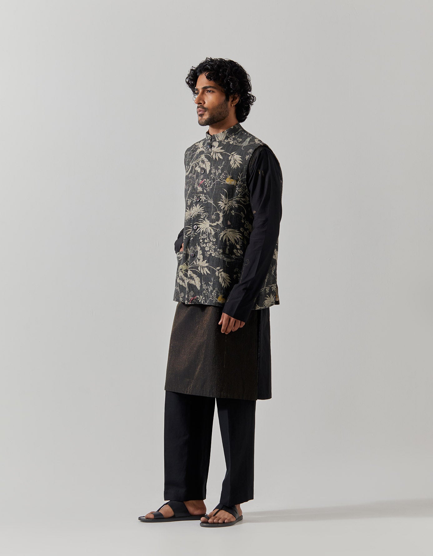 Shaan Gilet Heavy Linen Black Rainforest Jacket - Men's Lightweight Vest for Outdoor Hiking & Casual Wear